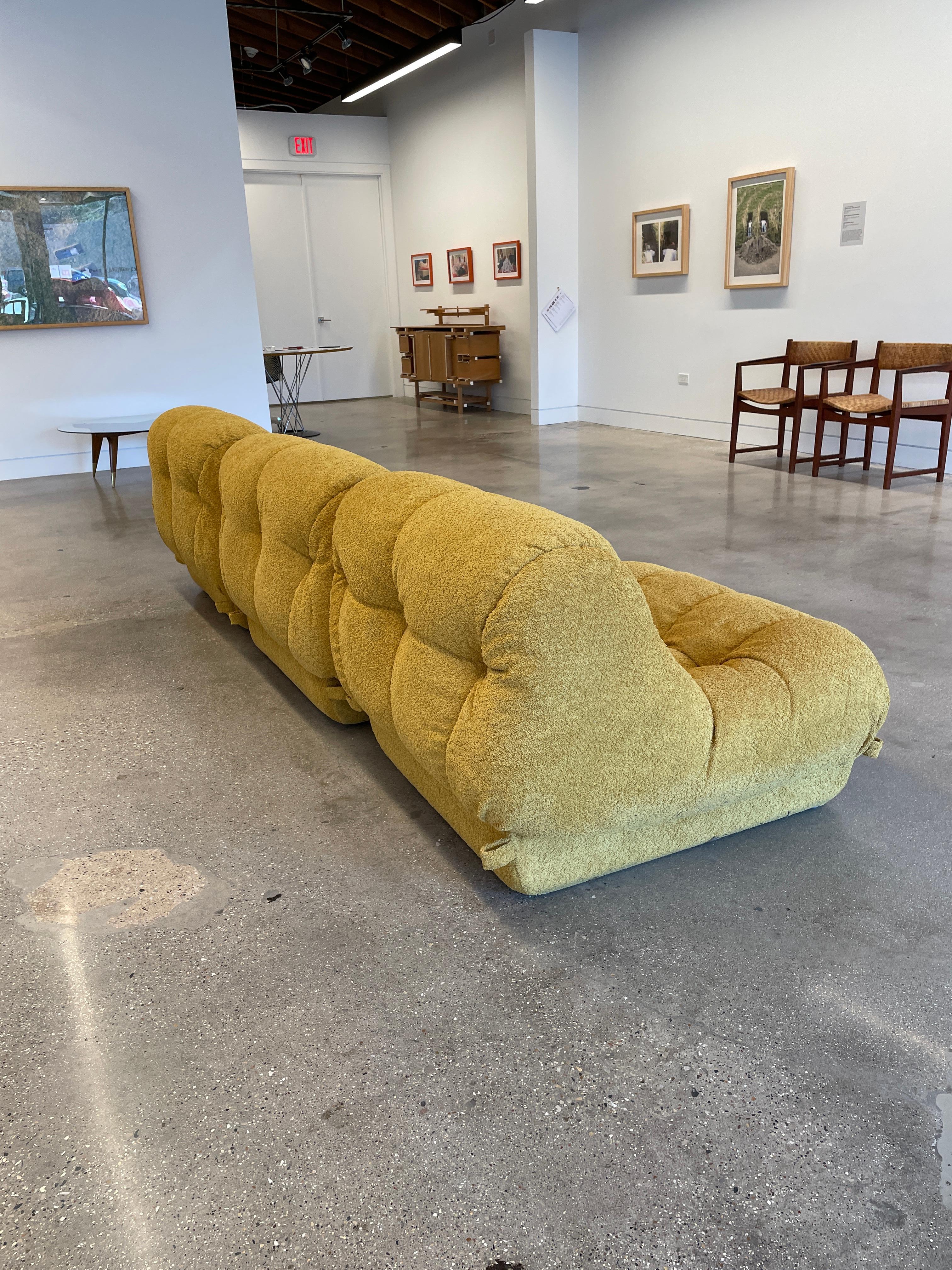 Dreiteiliges Sofa „Nuvocone“ aus gelbem Stoff von Mimo Padova, 1970er Jahre (Italienisch)