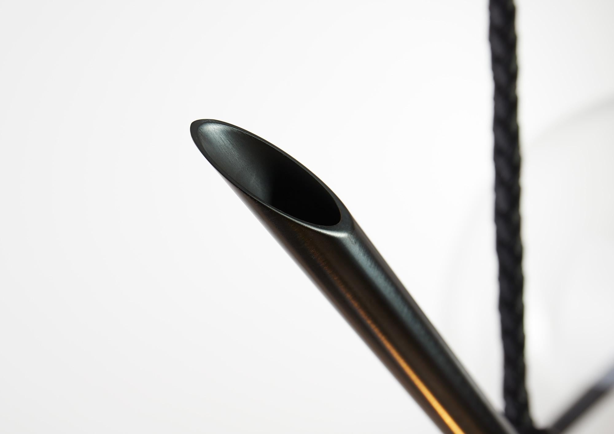 Nuvola Pendentif/lustre noir contemporain à trois lumières sculptural et minimaliste en vente 2