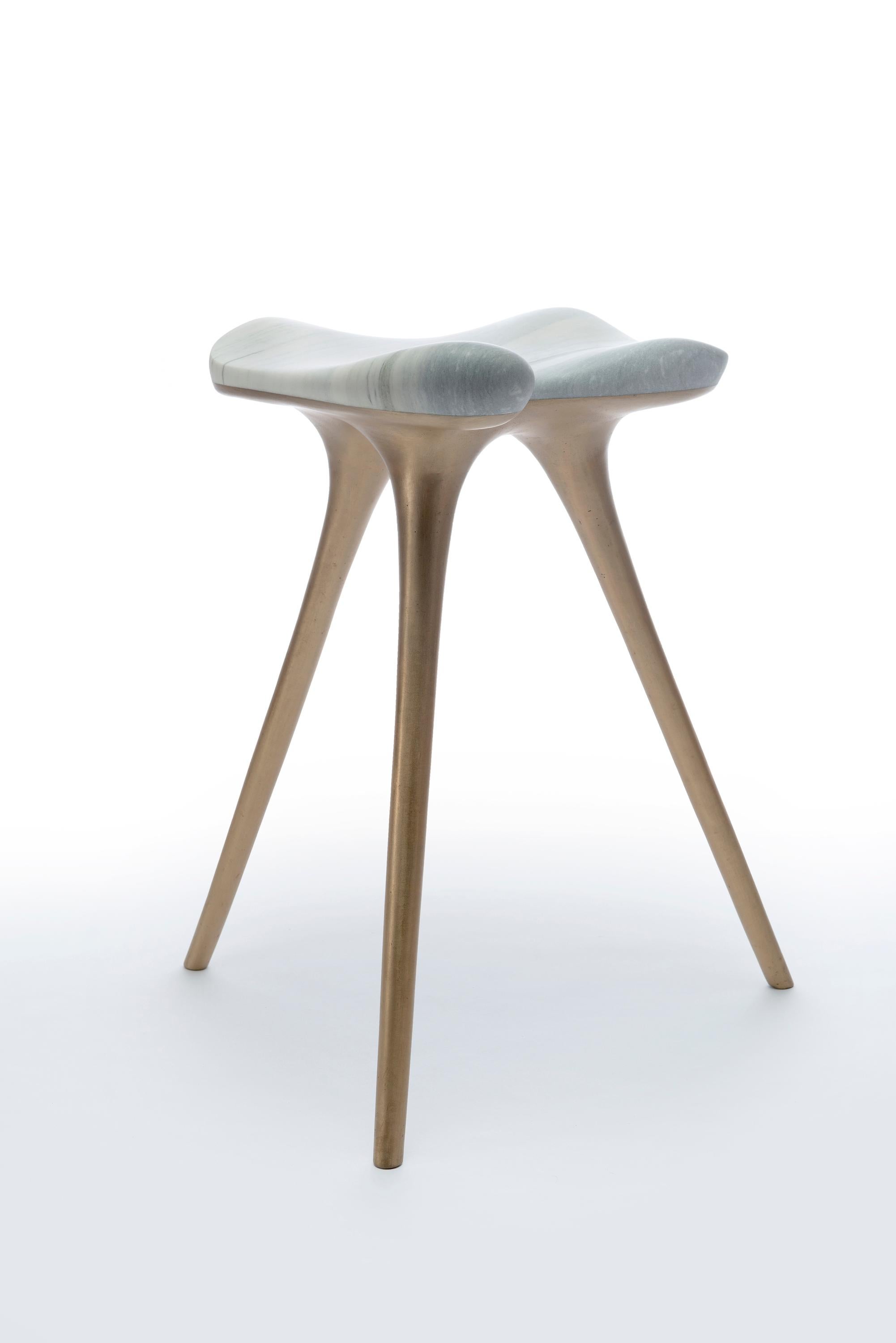 Nuvola Stool, 2018.
Hand-sculpted Vermont marble, cast bronze.
Measures: 22 x 20 x 25 in.
seat 15.5 in dia.
Ed. 1/12.