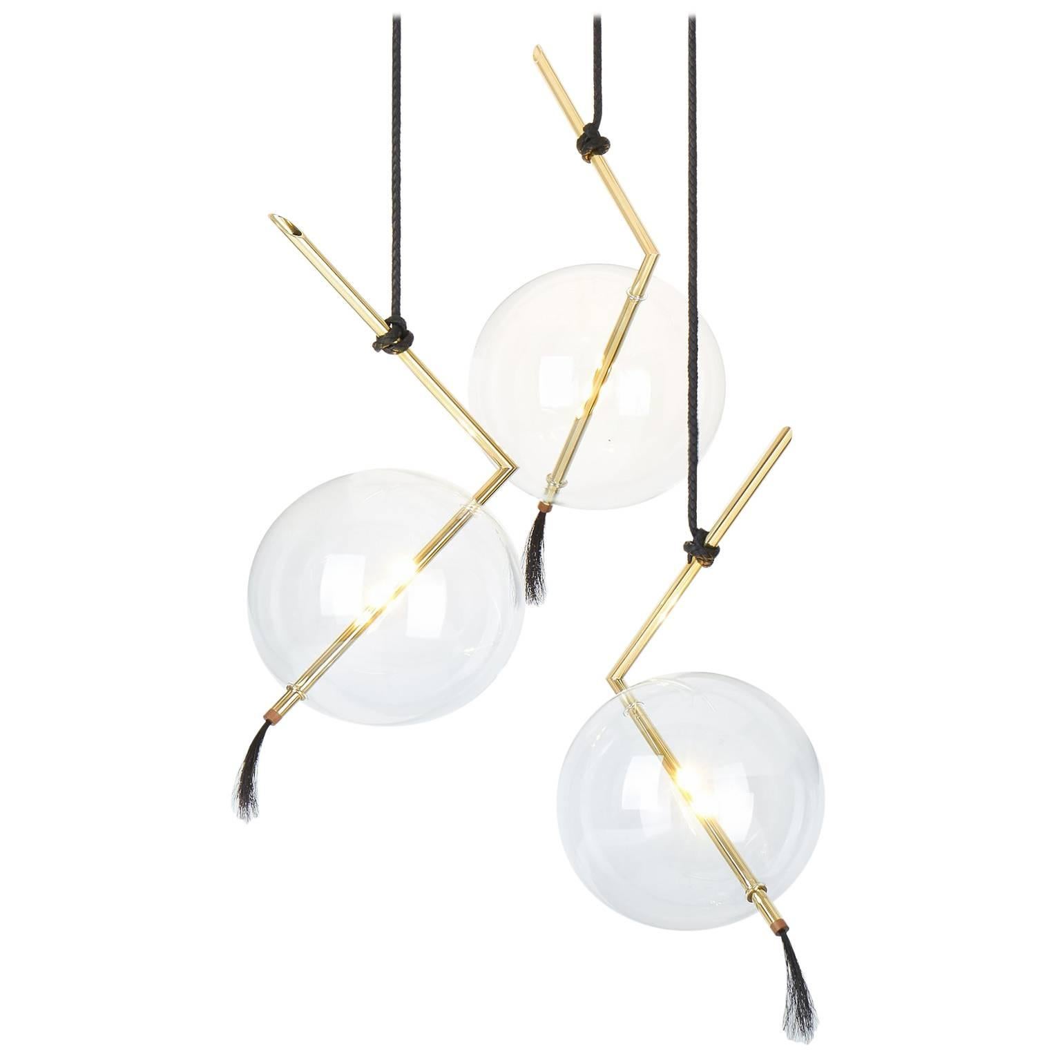 Nuvola lustre/pendentif sculptural minimaliste à trois lumières 