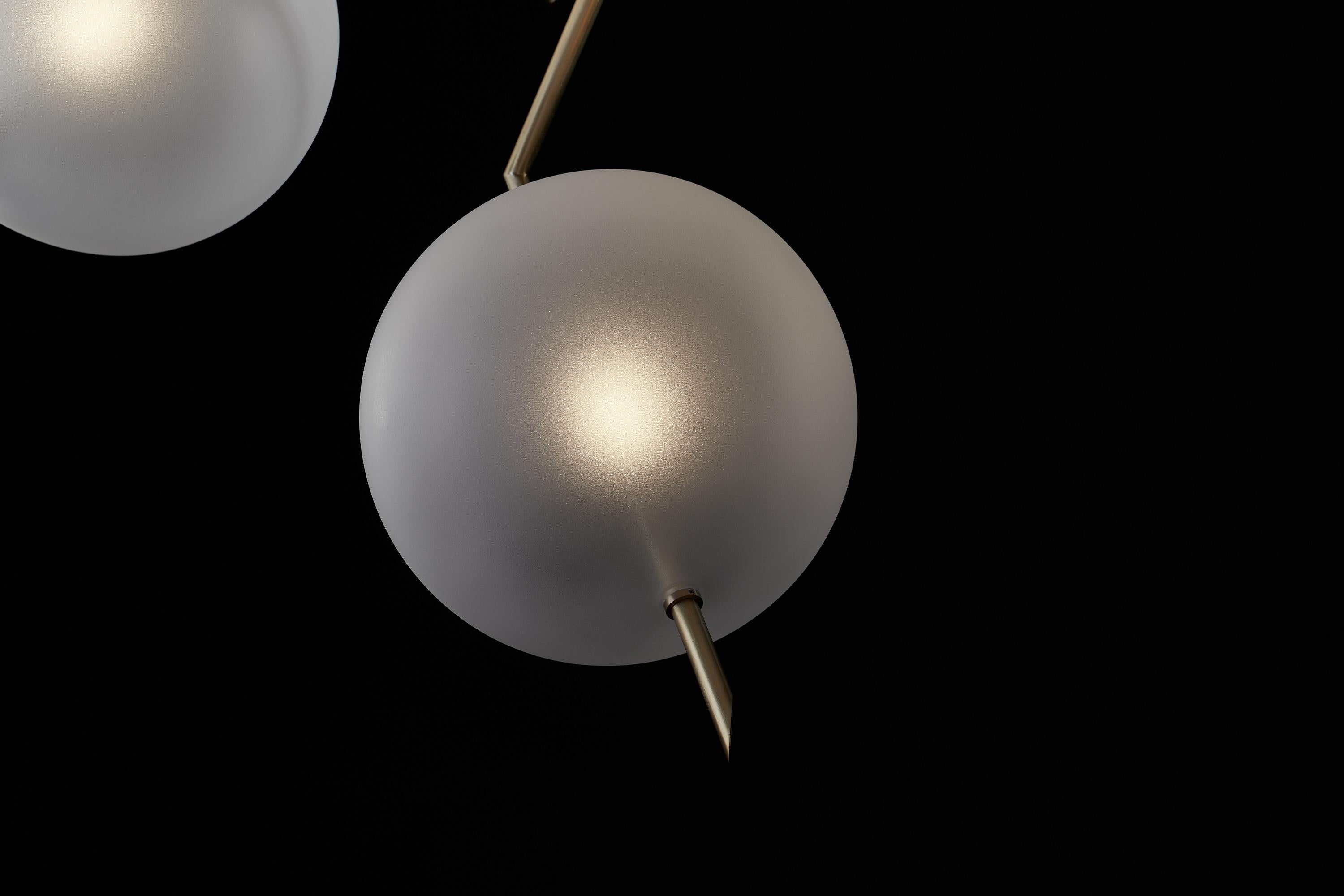 Brass Nuvola BOLD Three Lights Stardust White Contemporary Chandelier, Handblown Glass For Sale