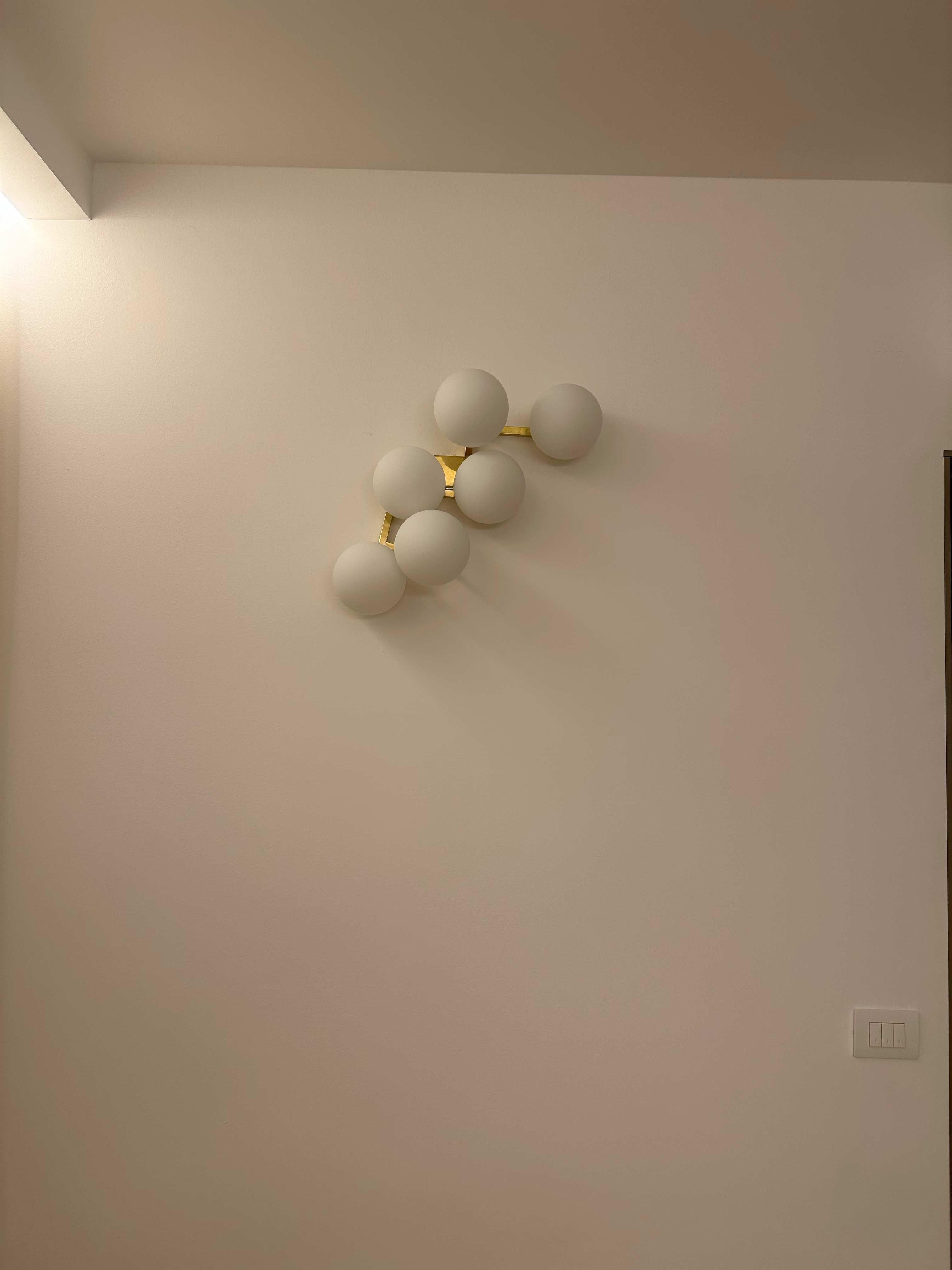 Apliques 'Nuvola' con 6 Esferas de Cristal de Murano y Estructura de Latón Siglo XXI y contemporáneo en venta