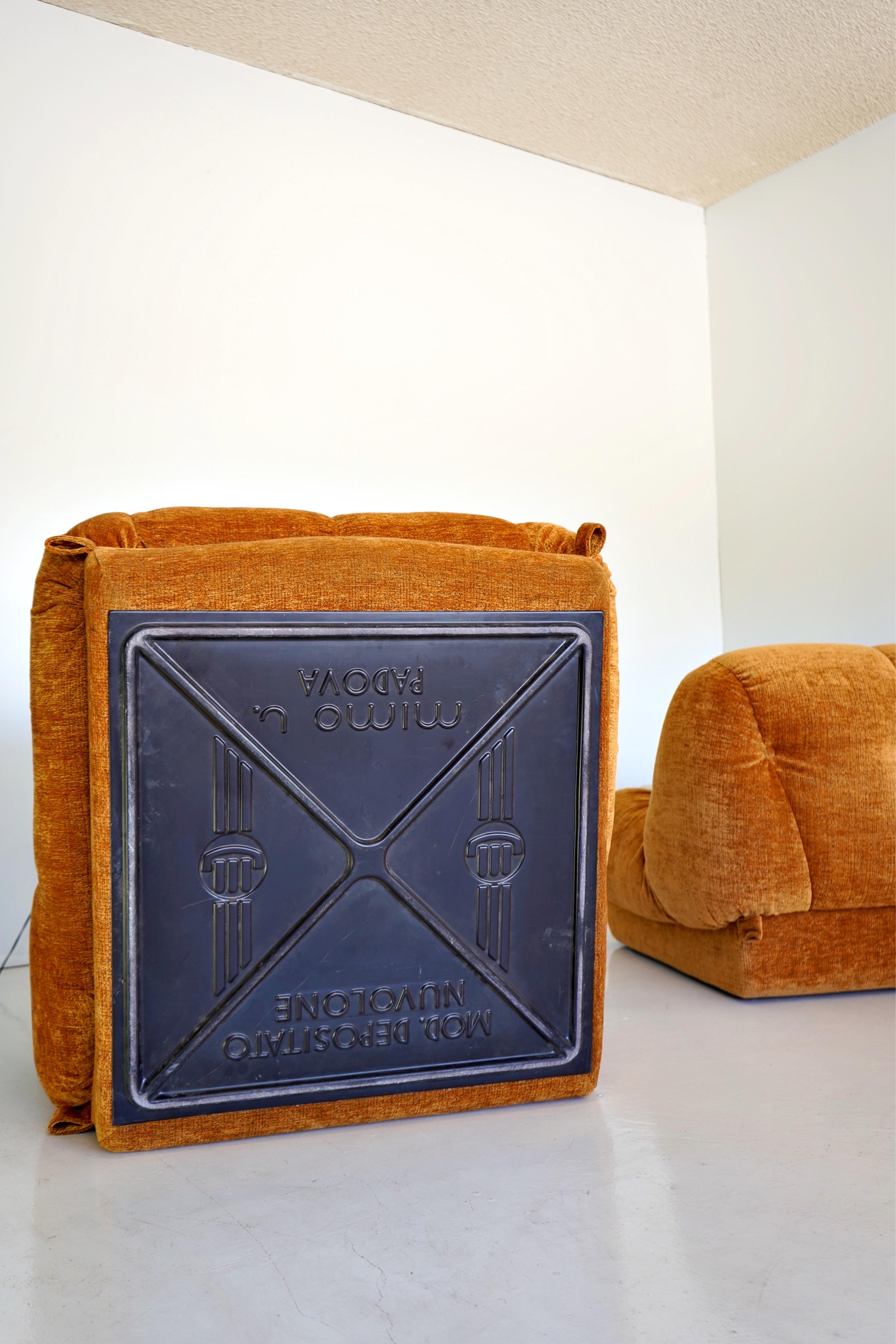 Nuvolone Chairs, Rino Maturi, Mimo Padova 1970s In Excellent Condition In Las Vegas, NV