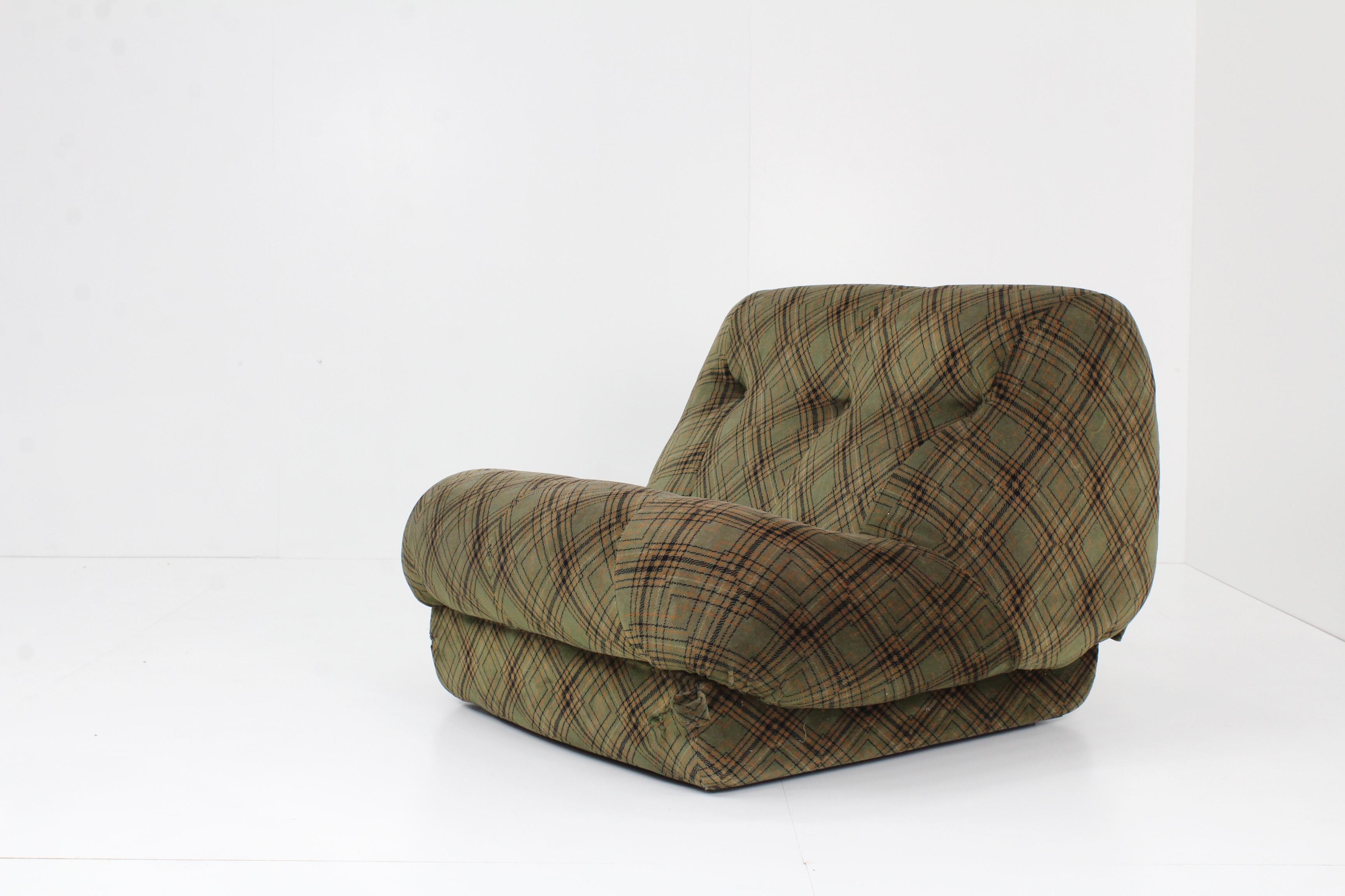 Nuvolone Lounge Chair by Rino Maturi for Mimo Padova 1970s 6