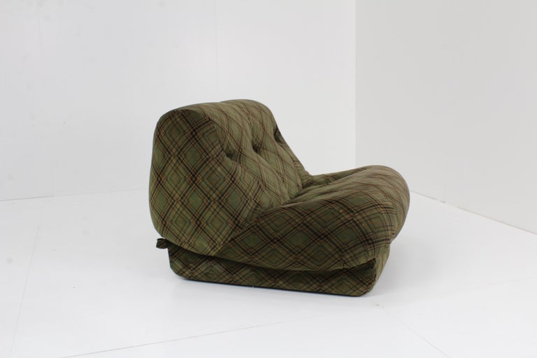 Mid-Century Modern Nuvolone Lounge Chair by Rino Maturi for Mimo Padova 1970s