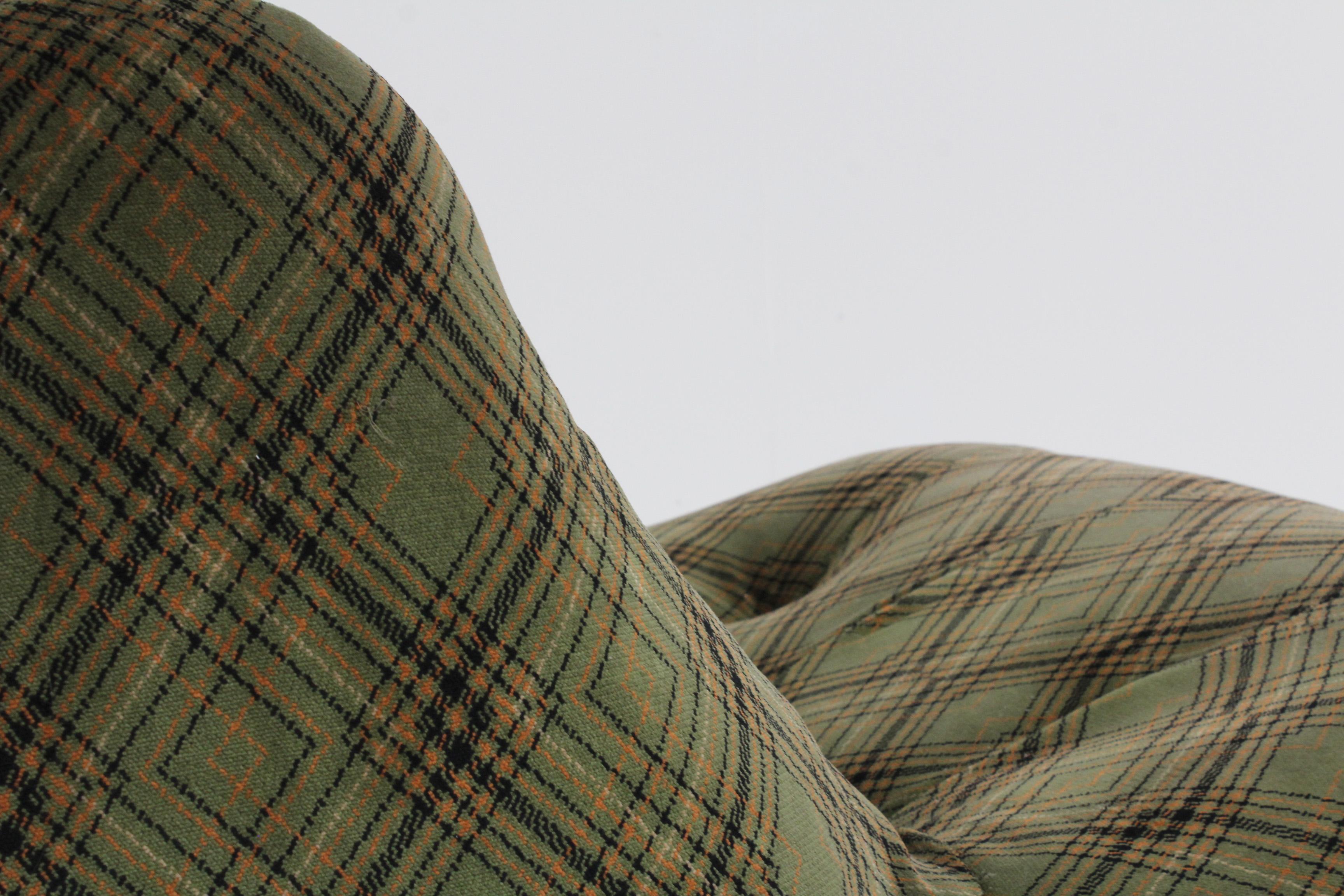 Nuvolone Lounge Chair by Rino Maturi for Mimo Padova 1970s 2