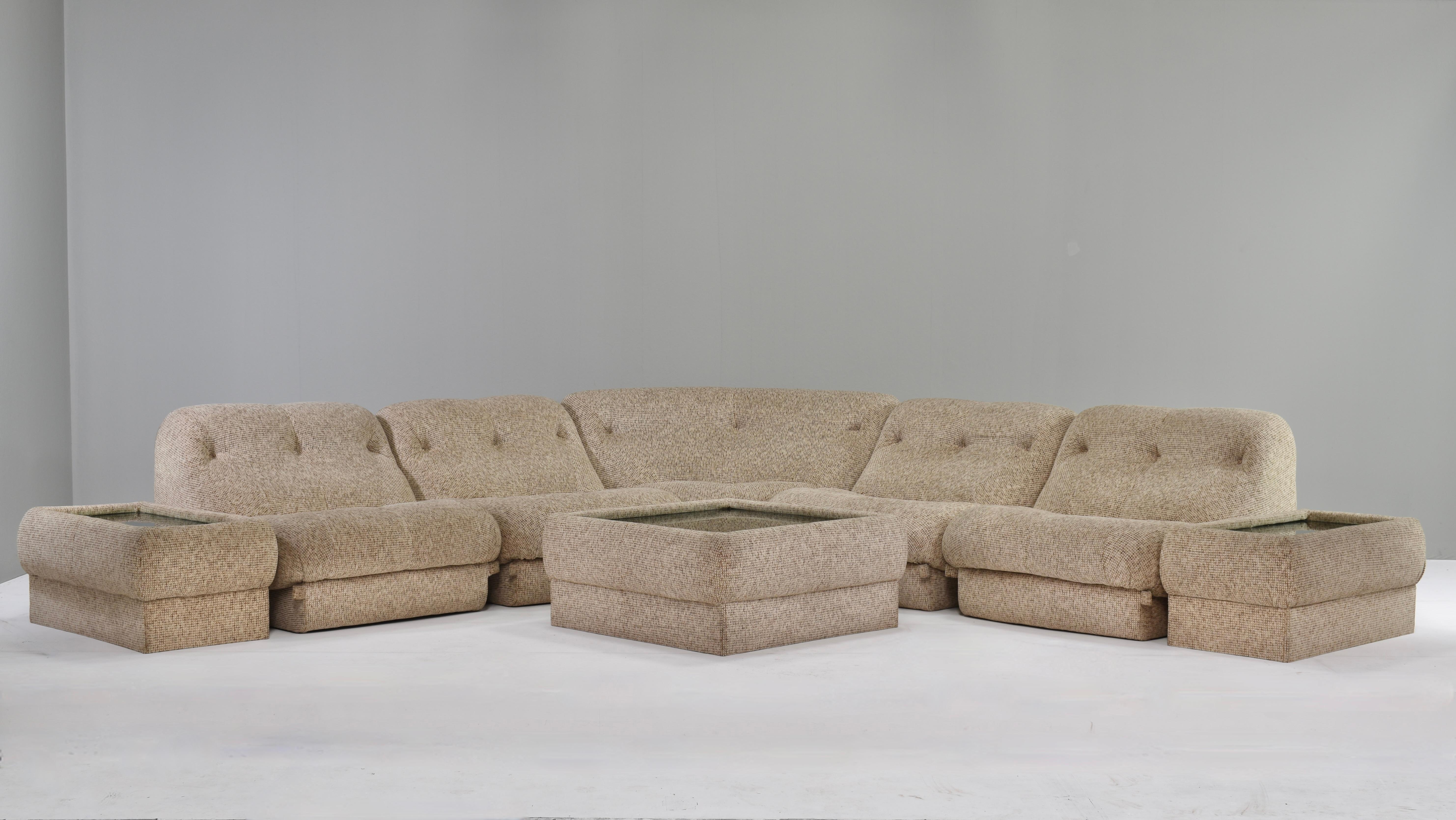 Mid-Century Modern Nuvolone sofa by Rino Maturi for Mimi Padova – Italy, circa 1970 For Sale