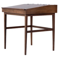 NV 40 - Escritorio de palisandro de Finn Juhl