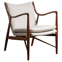 NV 45, entworfen von Finn Juhl – Loungesessel aus Nussbaumholz, Modell 45, von Baker Furniture