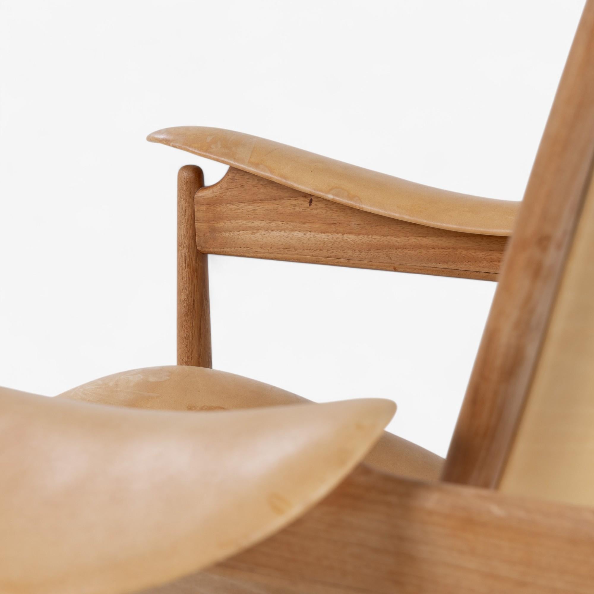 NV 49 - 'Chieftain' lounge chair by Finn Juhl For Sale 1