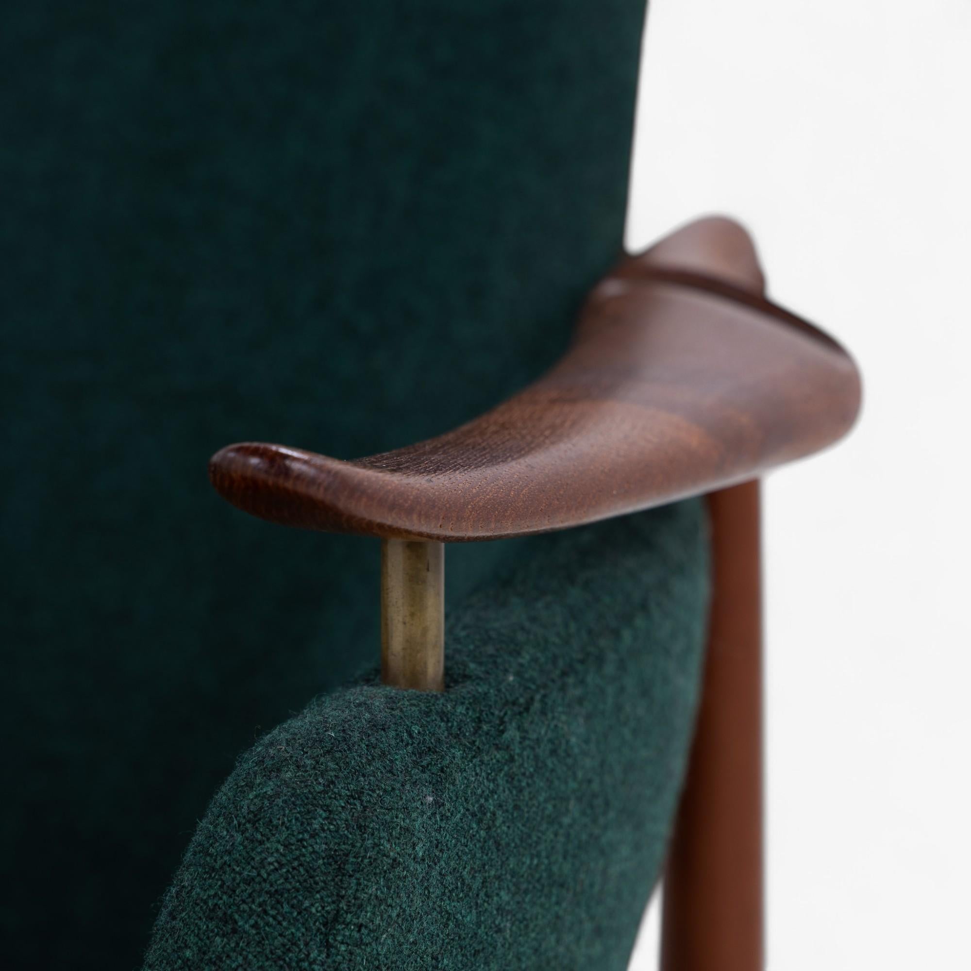 NV 53 - Sessel aus massivem Teakholz von Finn Juhl (20. Jahrhundert) im Angebot