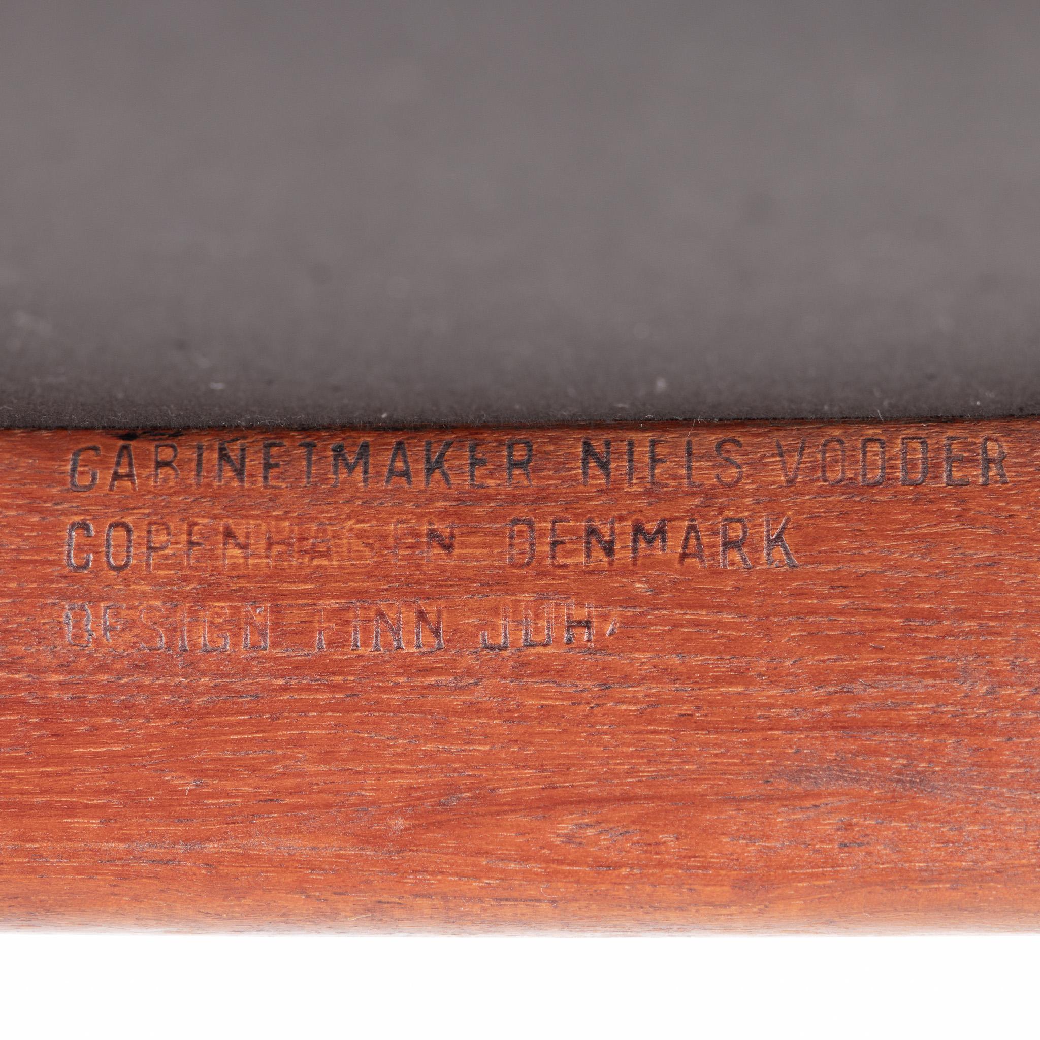 NV 53 Easy chair in solid teak by Finn Juhl, 1953 3