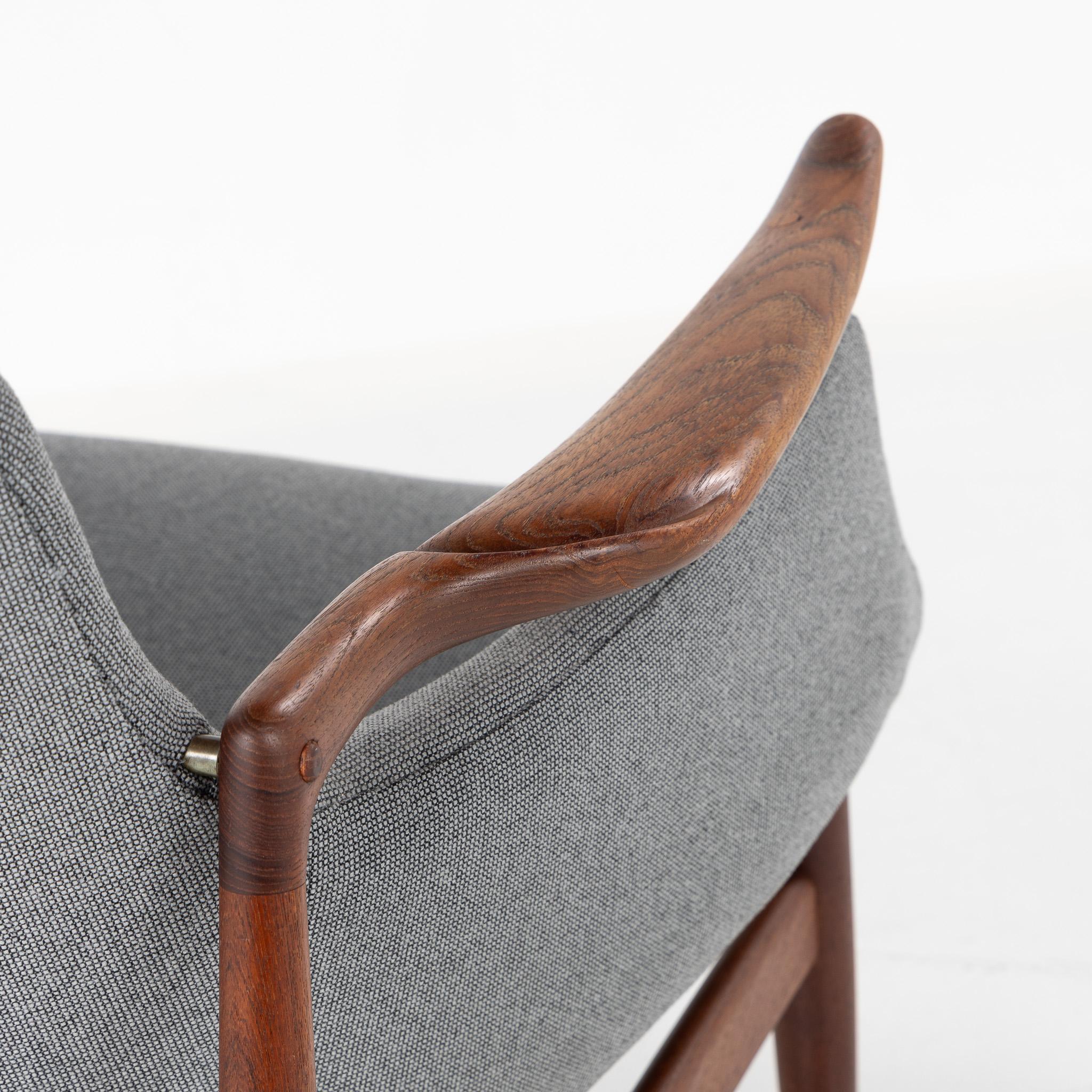 NV 53 Easy chair in solid teak by Finn Juhl, 1953 1