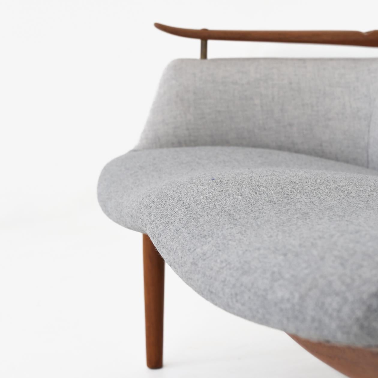 20th Century Nv 53 Sofa by Finn Juhl For Sale