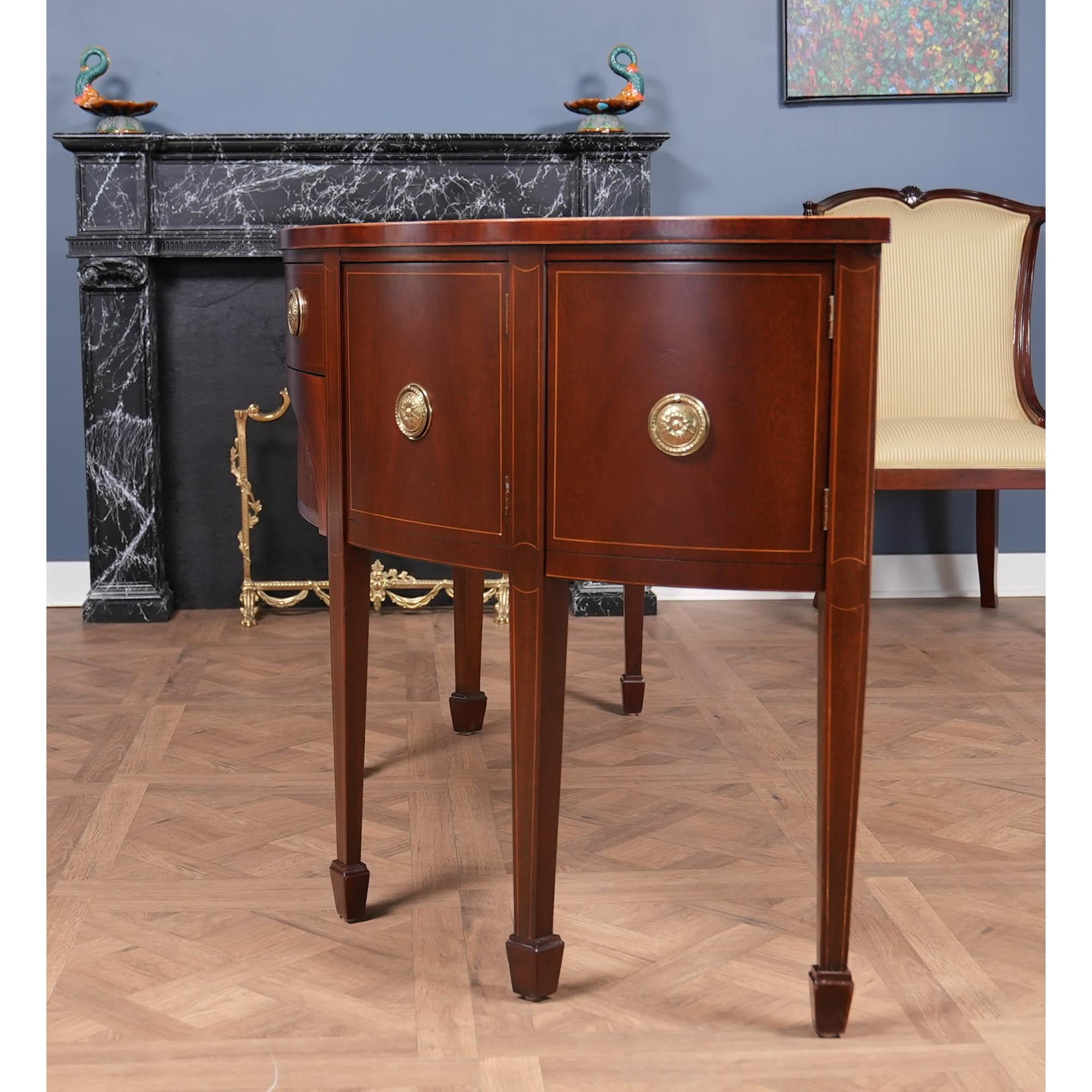 NVIN0507 Buffet vintage Demi Lune Baker en acajou en vente 6