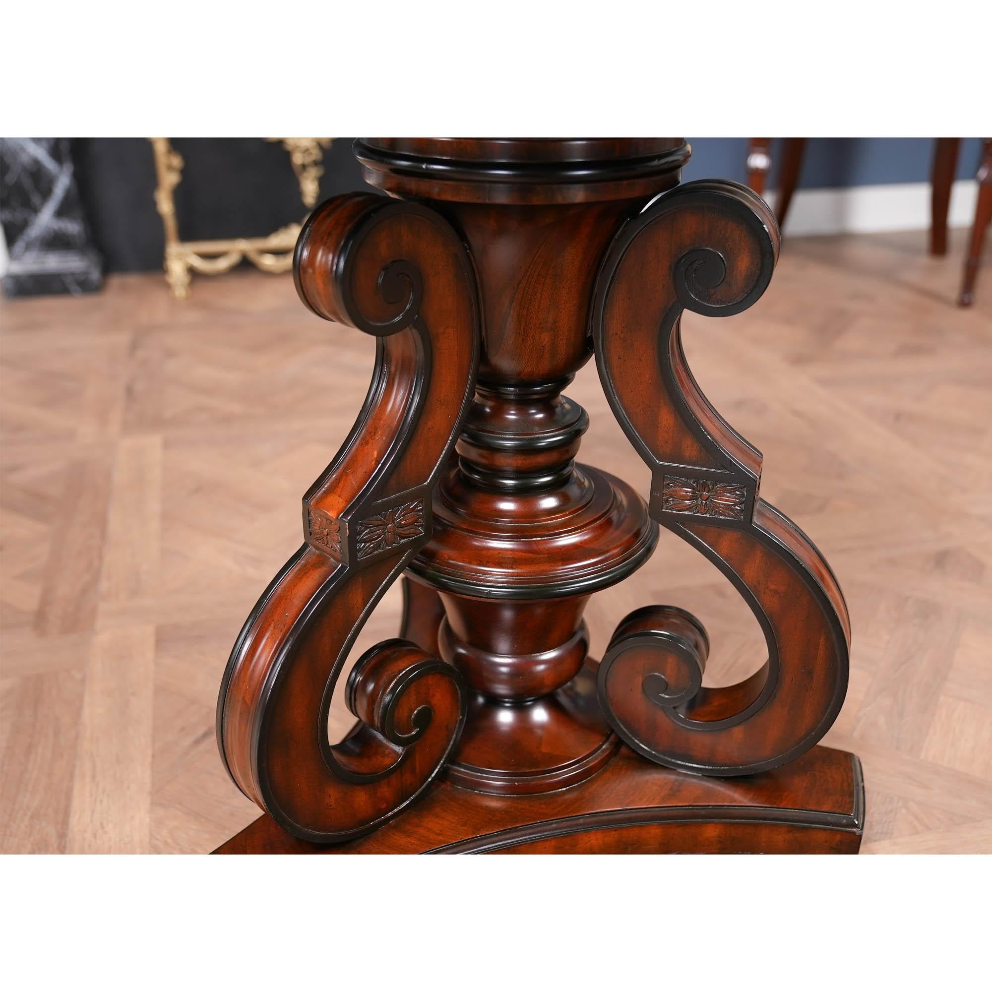Intagliato a mano NVIN0511 Tavolo da centro vintage Maitland Smith in vendita