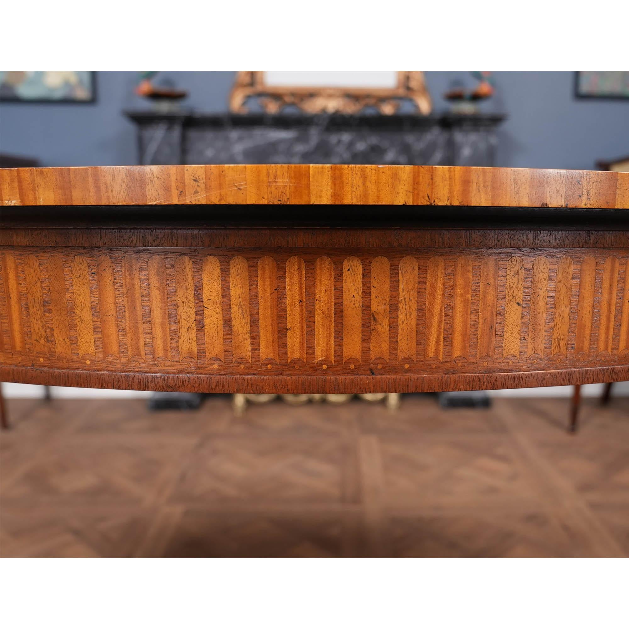 Late 20th Century NVIN0516 Baker Inlaid Mahogany Console Table For Sale