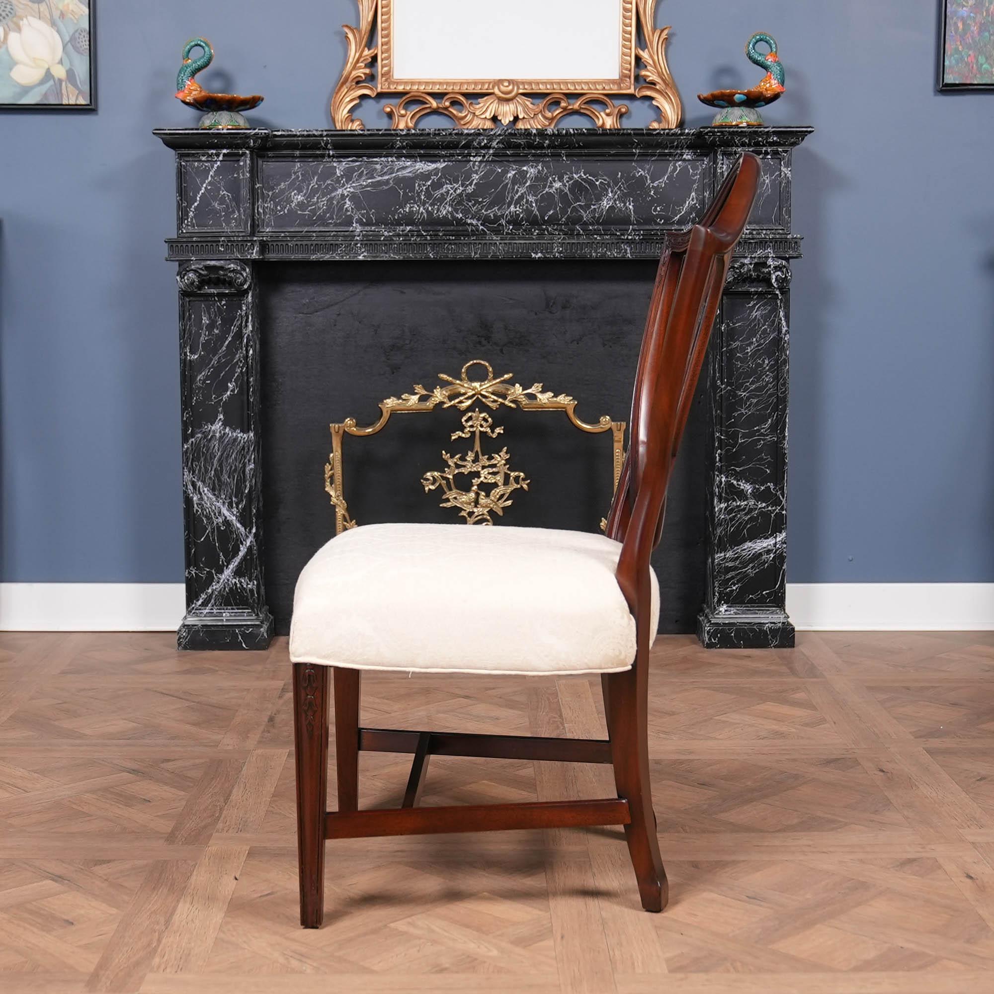 Hand-Carved NVIN0524 Vintage Millinder Set of 4 Shieldback Chairs For Sale