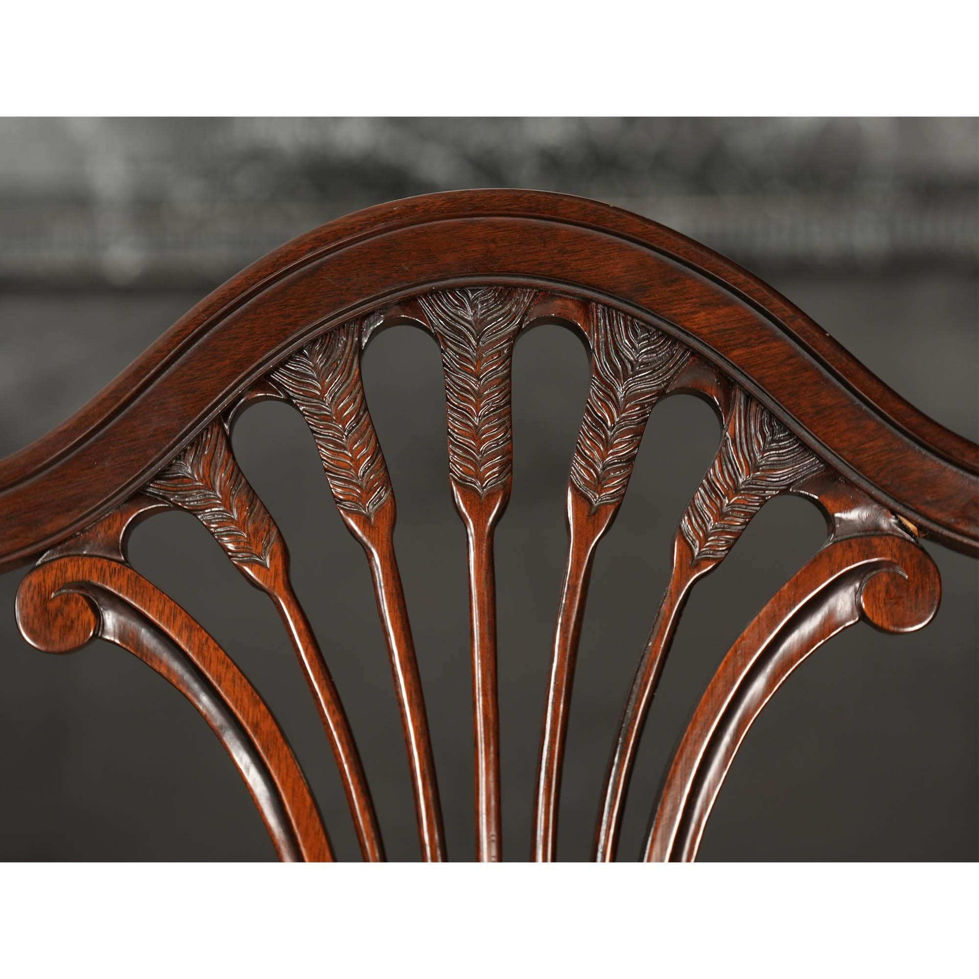 NVIN0536 Vintage Stickley Set of 8 Shieldback Chairs In Good Condition For Sale In Annville, PA