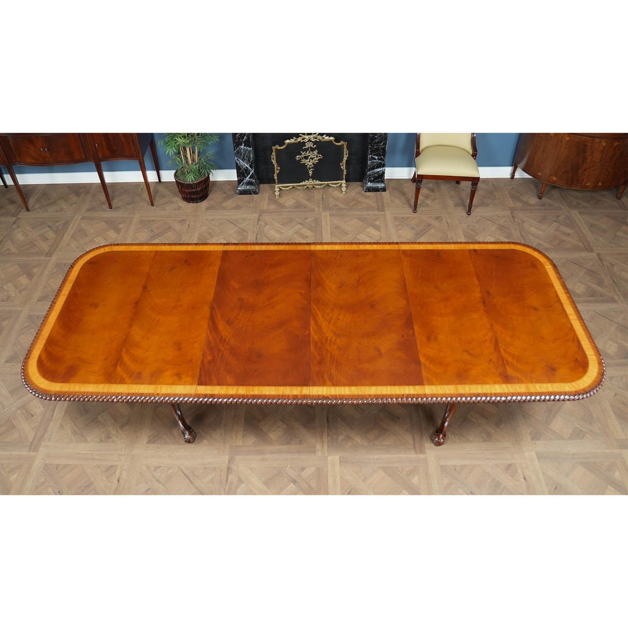 NVIN0557 Vintage Furniture South Mahogany Dining Table For Sale 4