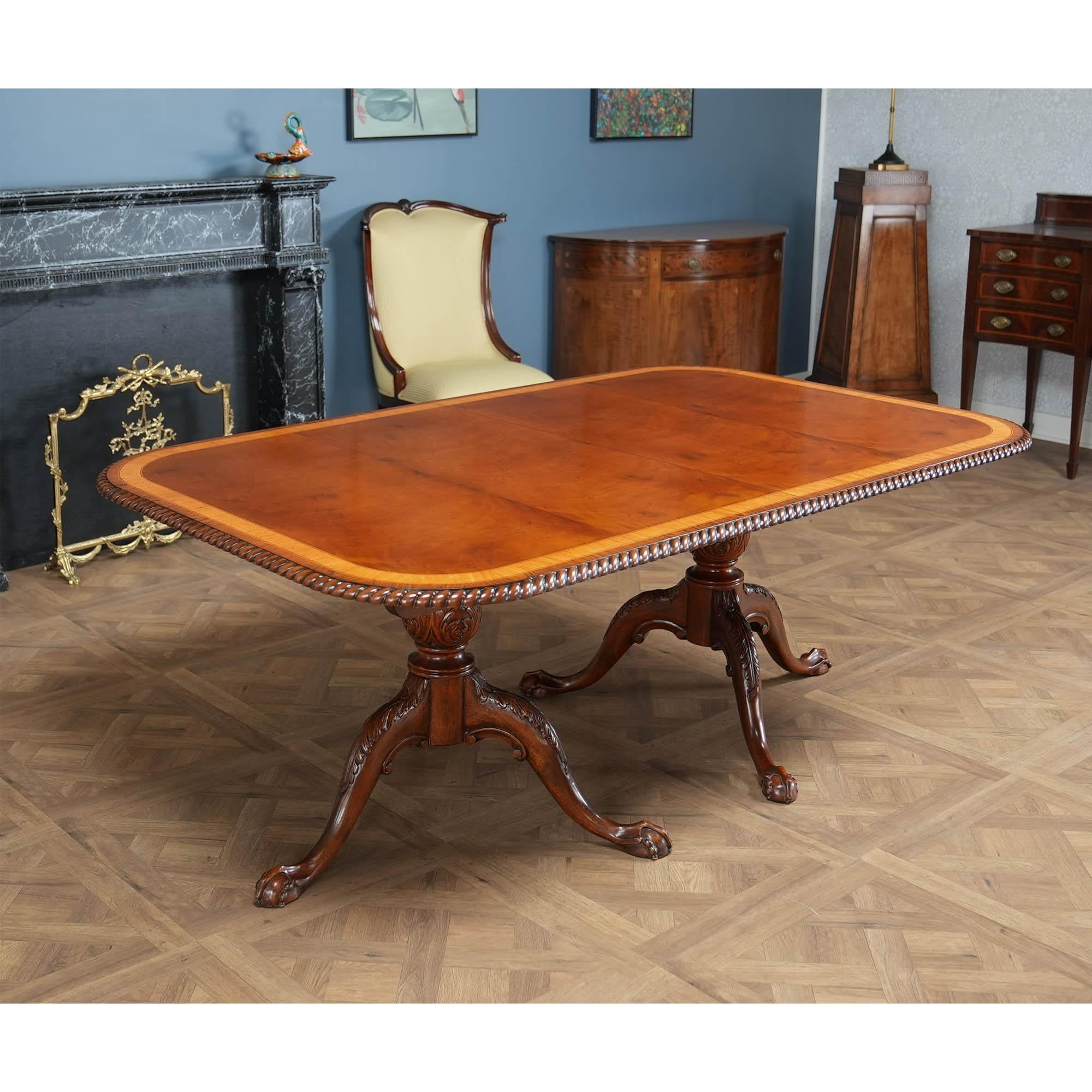 NVIN0557 Vintage Furniture South Mahogany Dining Table For Sale 1