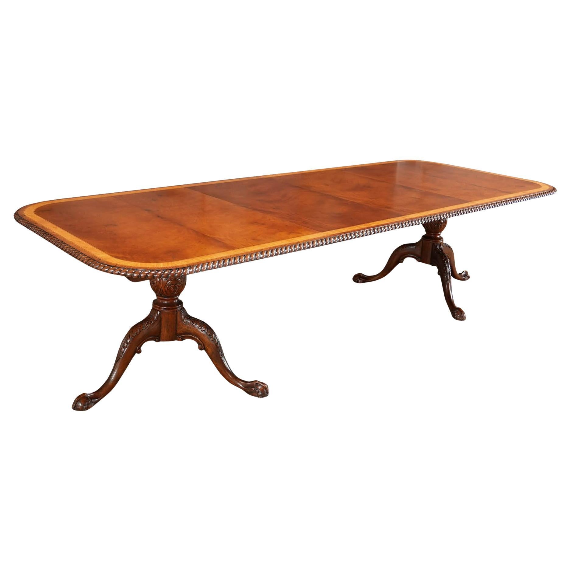 NVIN0557 Vintage Furniture South Mahogany Dining Table For Sale