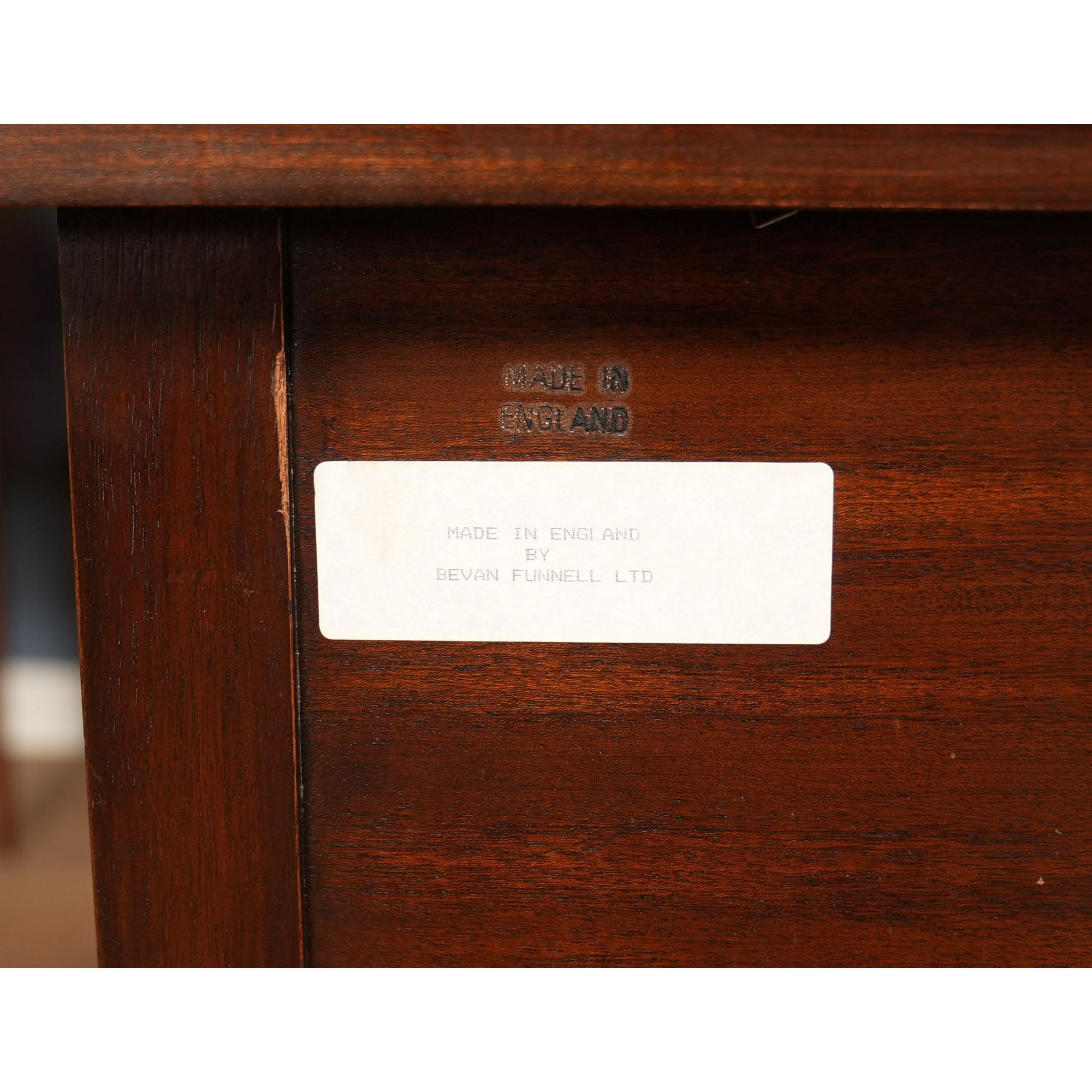 NVIN0561 Bevan Funnell Vintage Sideboard For Sale 7
