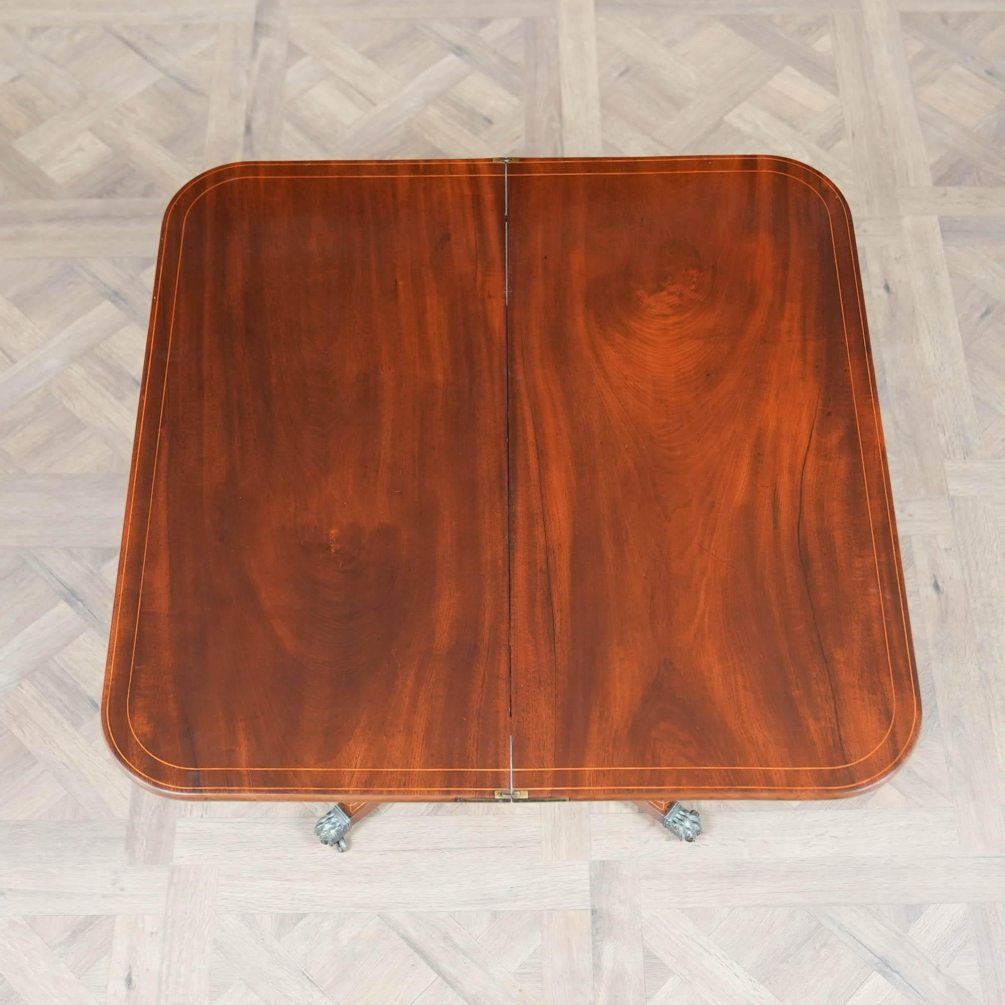 NVIN0570 Mesa de juego antigua de caoba con bandas en venta 5
