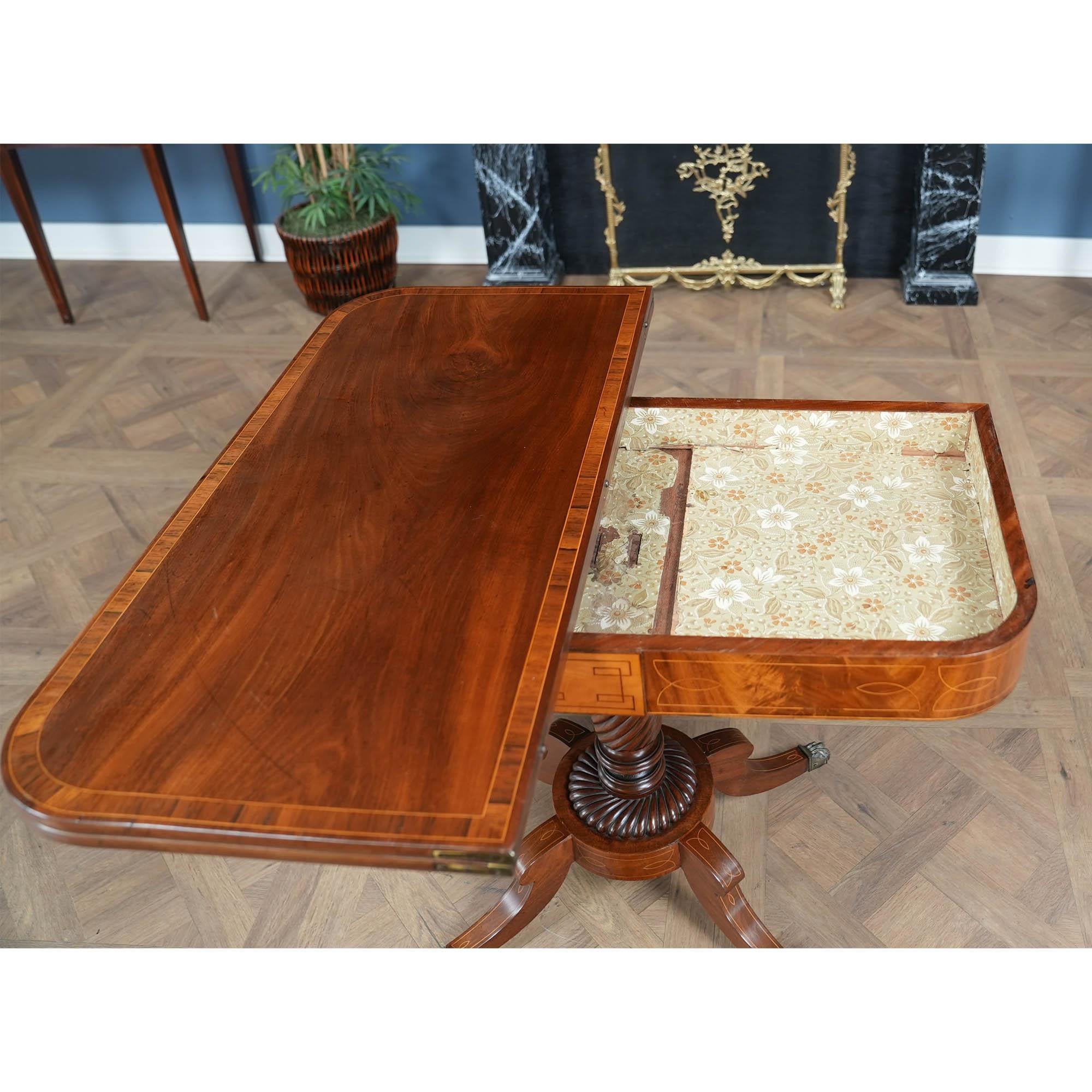 NVIN0570 Mesa de juego antigua de caoba con bandas en venta 9