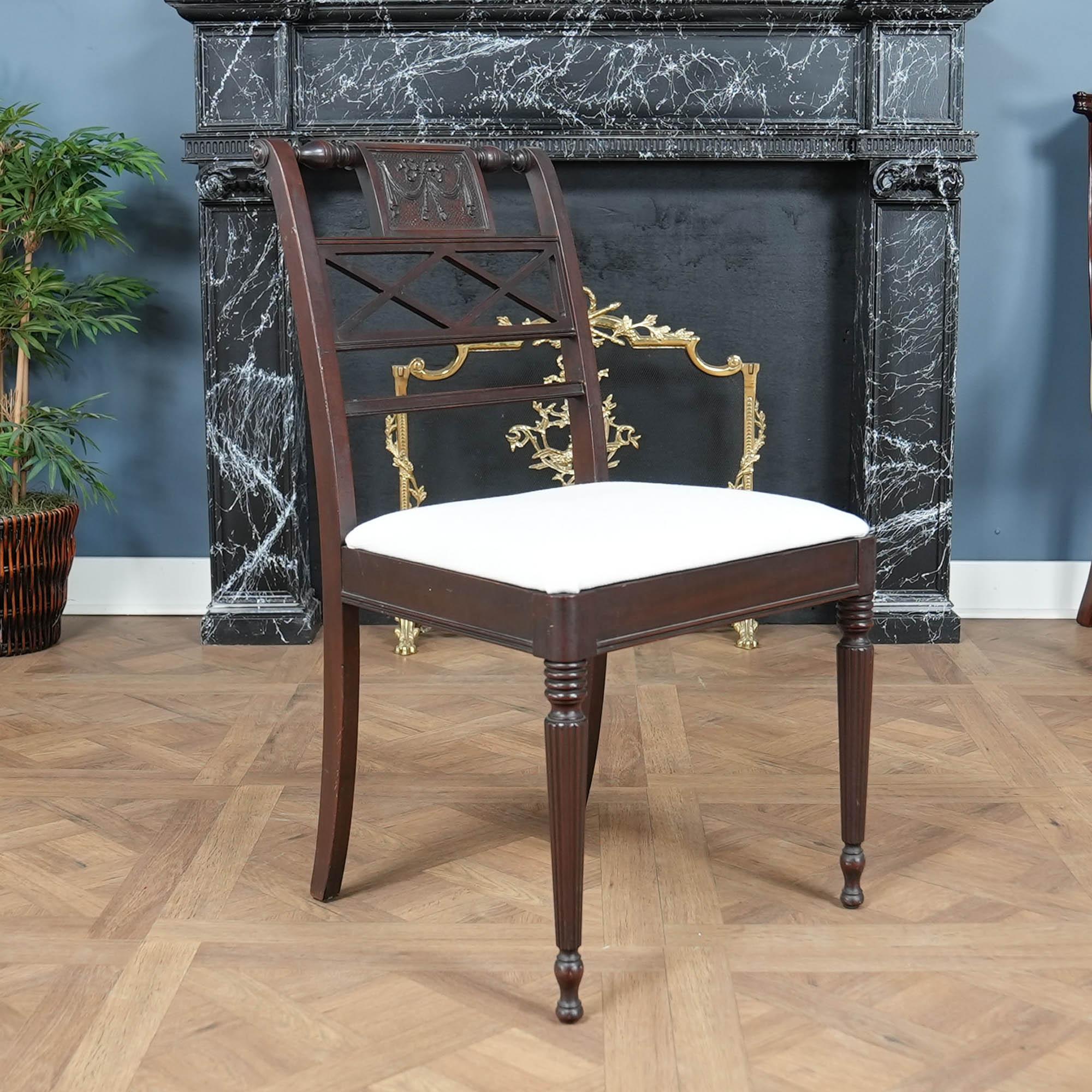 NVIN0571 Ensemble ancien de 6 chaises de style Feder en vente 5