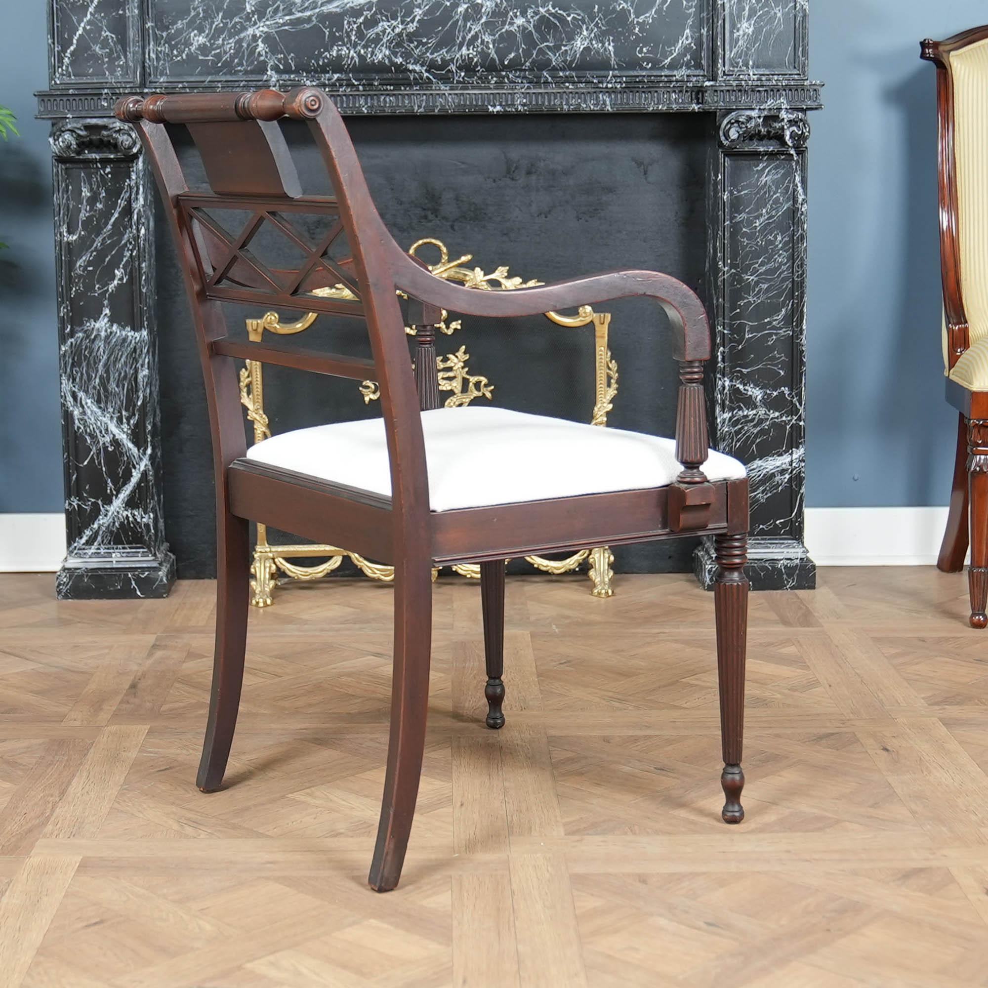 NVIN0571 Ensemble ancien de 6 chaises de style Feder en vente 2