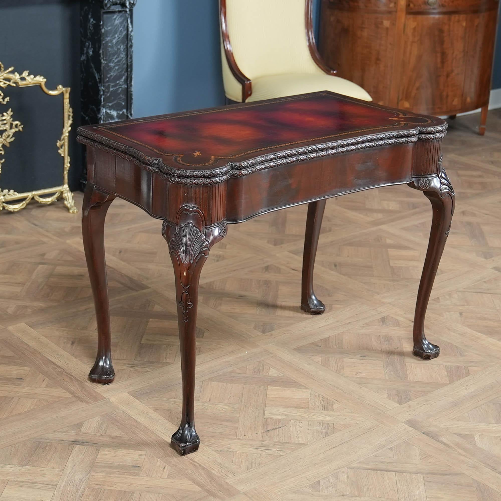 Sculpté à la main NVIN0574 Table de jeu à plateau en cuir vintage en vente