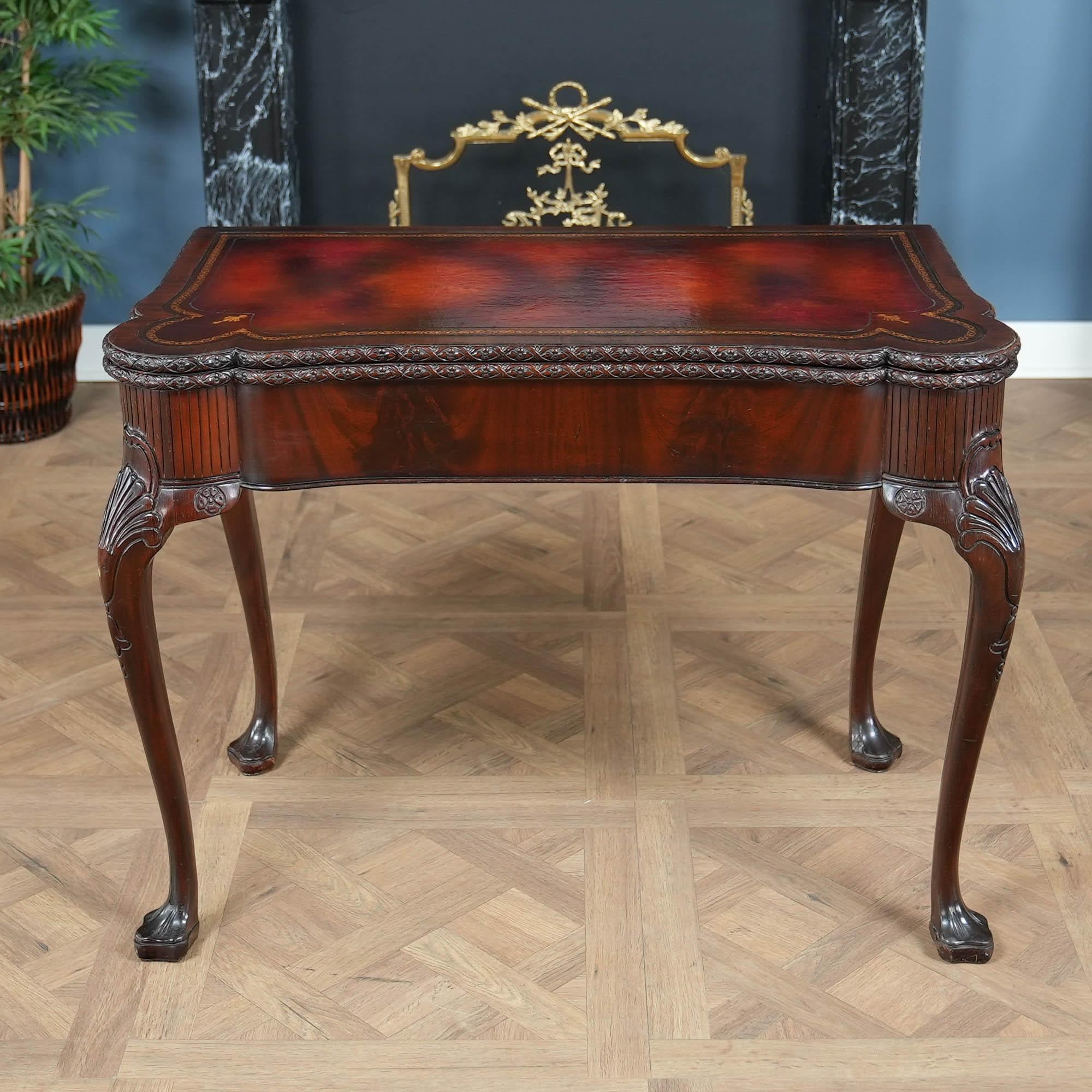 Fin du 20e siècle NVIN0574 Table de jeu à plateau en cuir vintage en vente