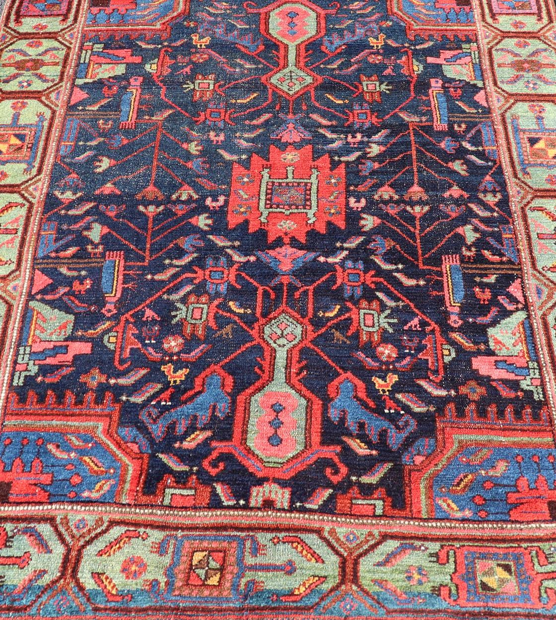 N.W. Persischer Teppich mit geometrischen Blumen in Rot, Elfenbein, Creme, Blau und Grün im Angebot 4