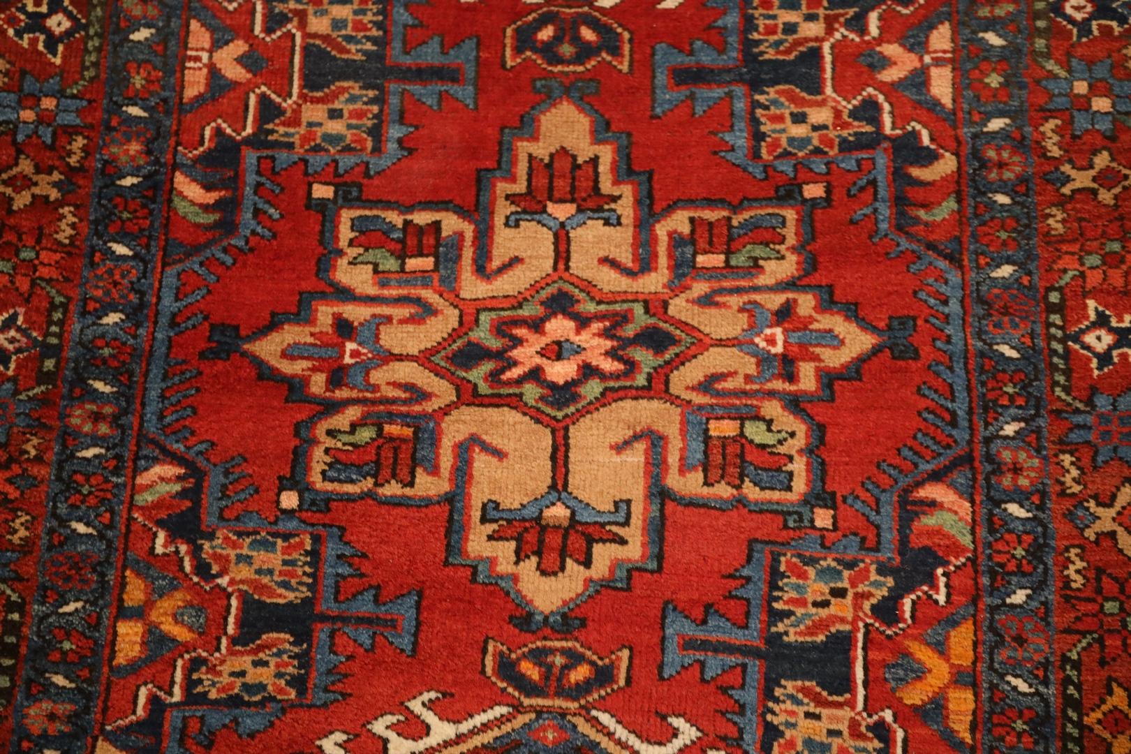 N.W. Persischer halb antiker Teppich, rot-beige, Meeresgrün, 3'2