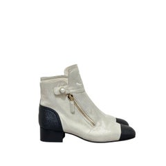 NWB Chanel Rare Cream, Black Gold PearlAnkle Boots Sz.40
