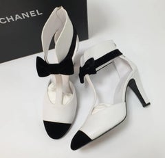 NWOB Chanel Black White Heeled Sandals Sz.41
