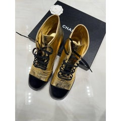 NWOB CHANEL Interlocking CC Logo Gold Leather Combat Boots Sz.40.5