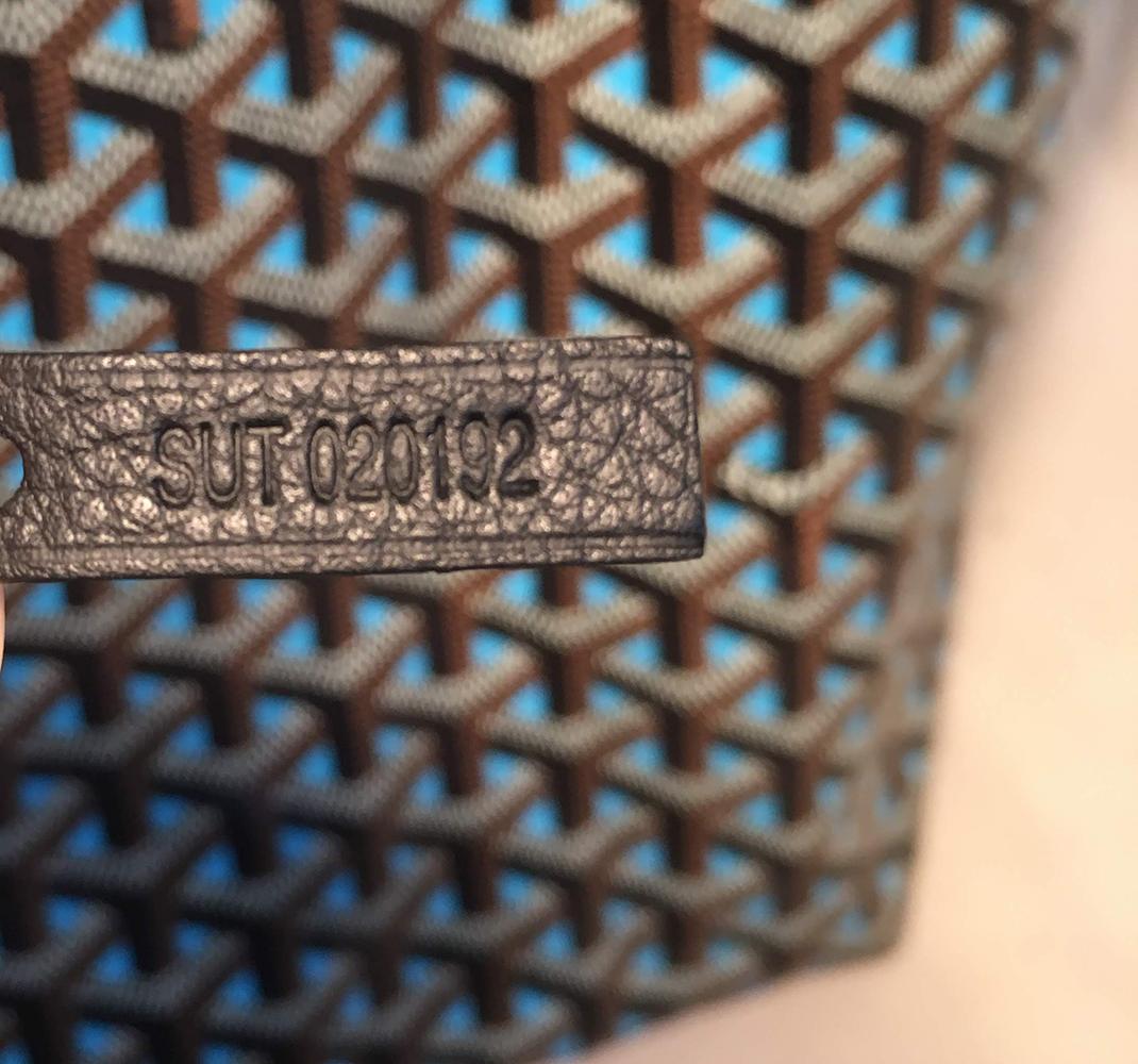 NWOT Edition limitée Goyard bleu turquoise couleur spéciale St. Louis GM Tote 3