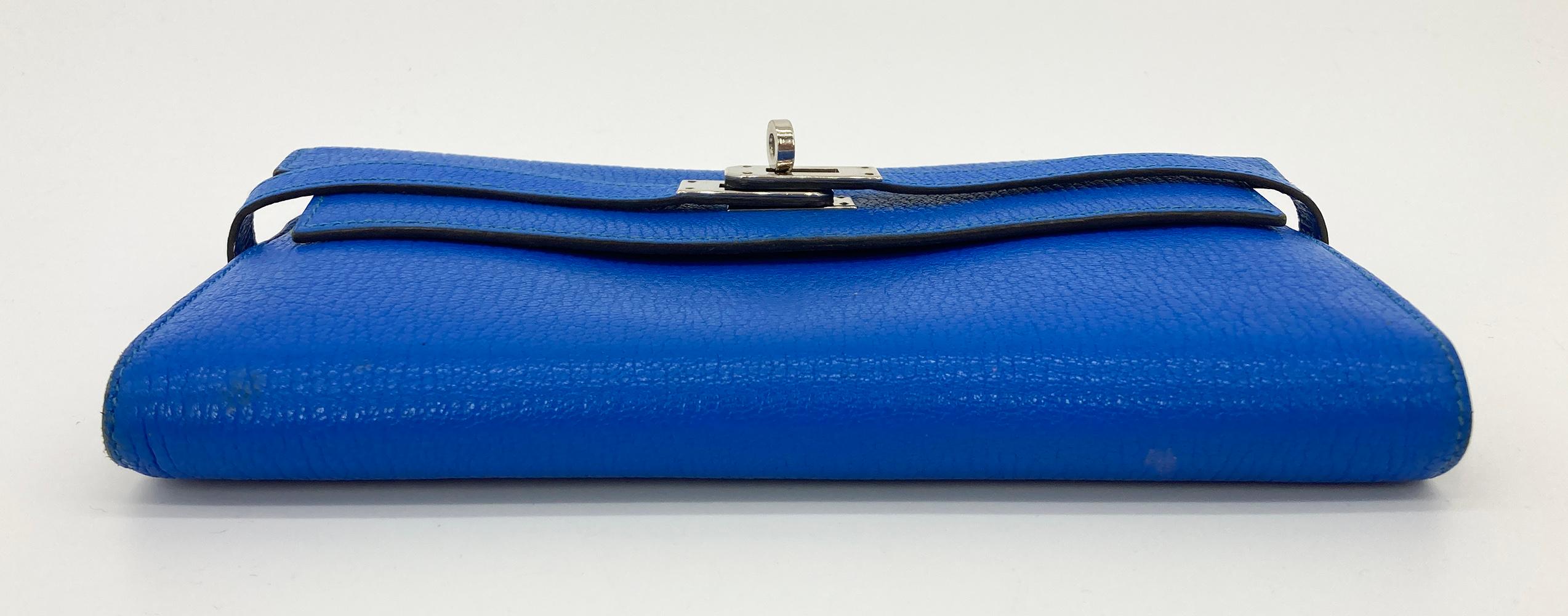 Hermès - Portefeuille Kelly Classic Mysore Bleu Electrique, neuf sans étiquette  Pour femmes en vente