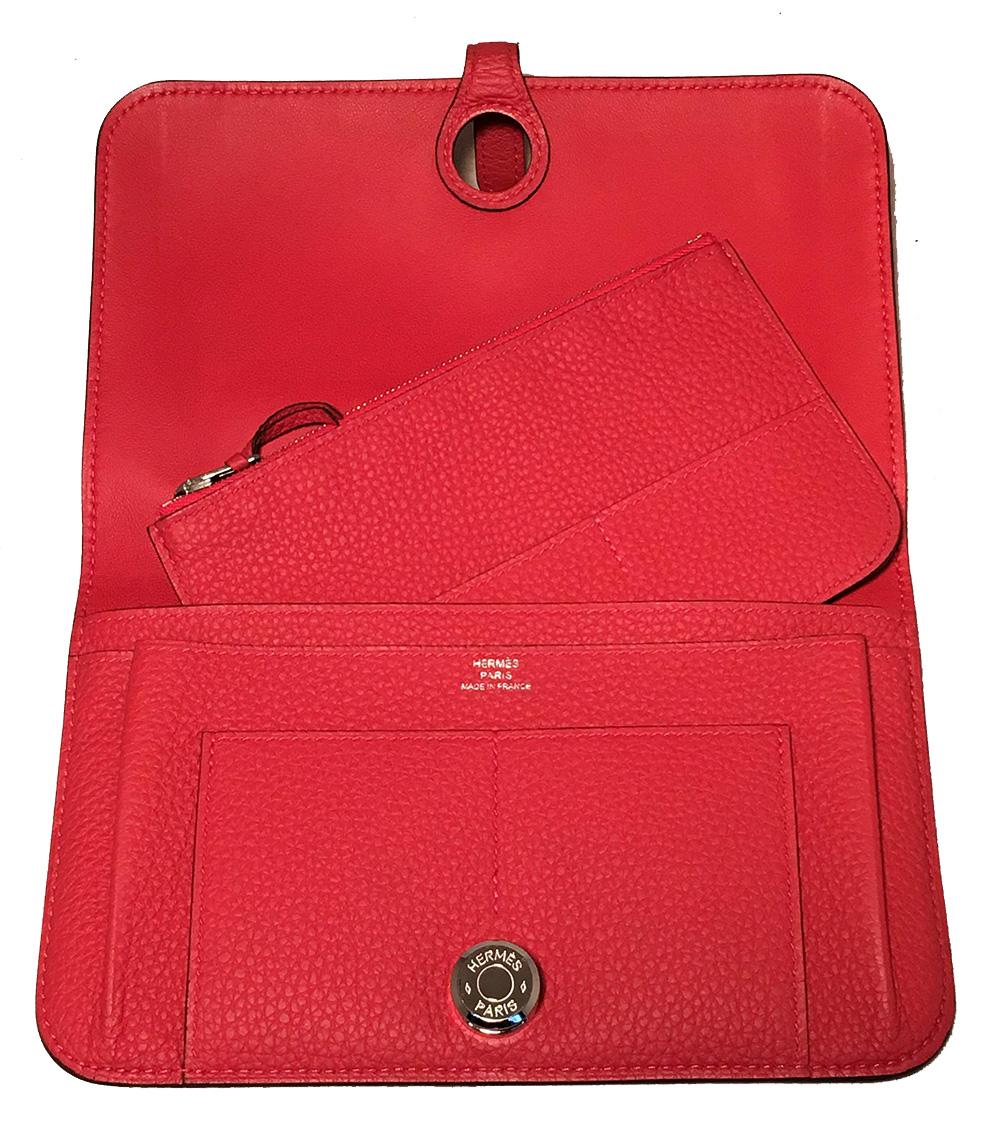 Women's NWOT Hermes Red Togo Dogon Duo Wallet