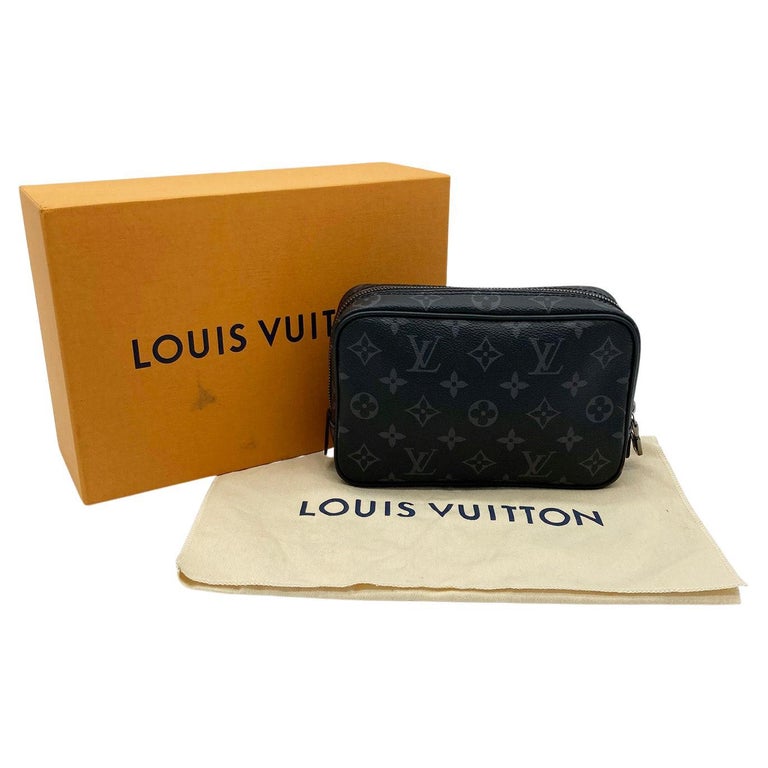 Louis Vuitton Mens Bag (Monogram Eclipse) for Sale in Philadelphia
