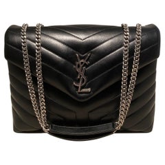 NWOT Saint Laurent Loulou Gesteppte YSL-Tasche aus Leder