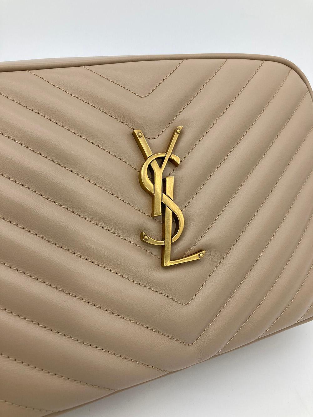 NWOT YSL Saint Laurent Lou Kameratasche in Dunkelbeige 1