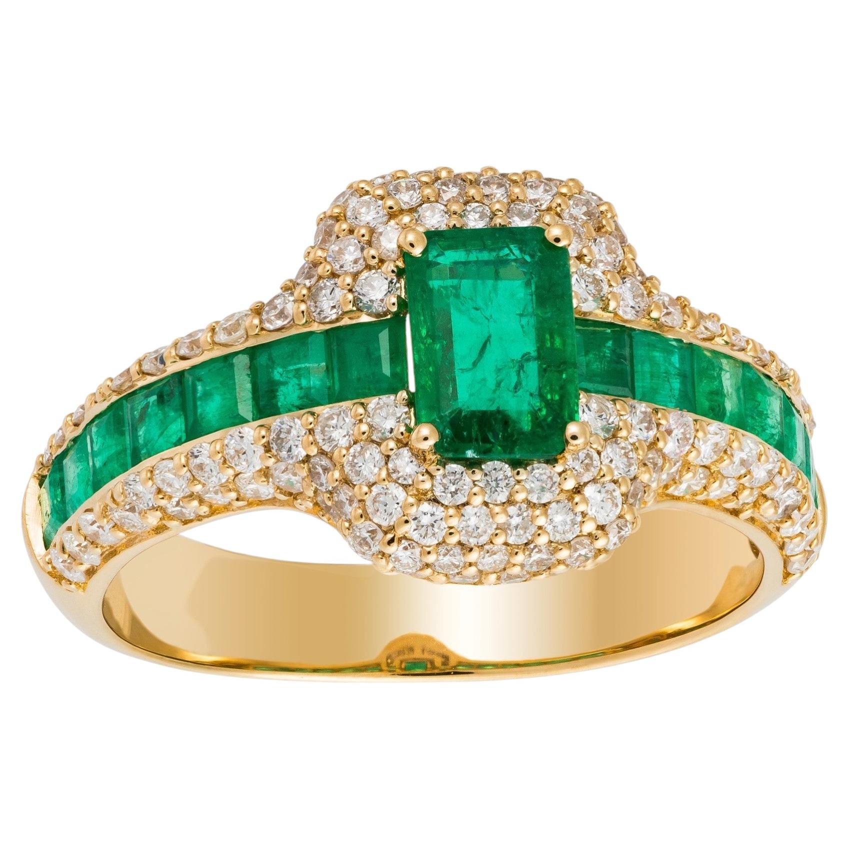 NWT $10, 500 Rare Important 18KT Gold Large Emerald Diamond Ring Approx 2.35CTS