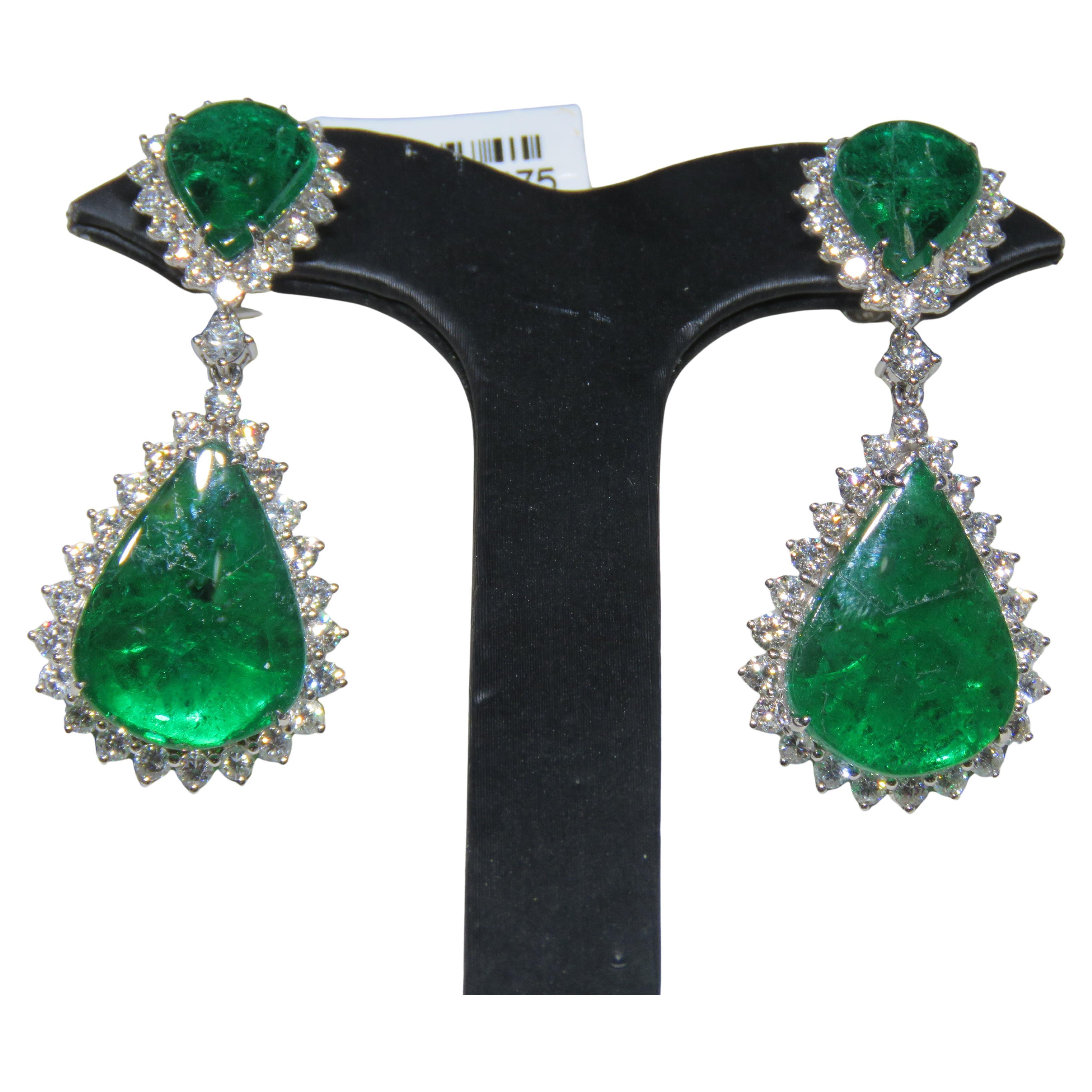 NWT $102, 000 18KT Glittering Fancy Green Emerald Diamond Dangle Drop Earrings