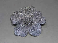 NWT $106, 000 Large 26.75CT Fancy Glittering Flower Diamond Pendant Brooch