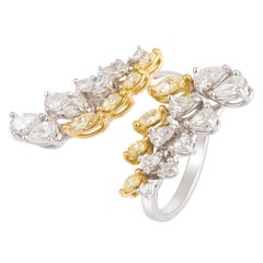 NWT $11, 500 18KT Gold Fancy Yellow Diamond White Diamond Crossover Ring