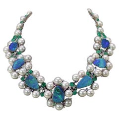 Collier fantaisie opale noire, saphir, émeraude et perle 18 carats, nouveau avec étiquette 110 000 $