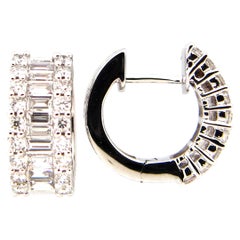 Nwt $11, 000 18kt Gold Fancy Large Glittering White Diamond Huggie Hoop Earrings